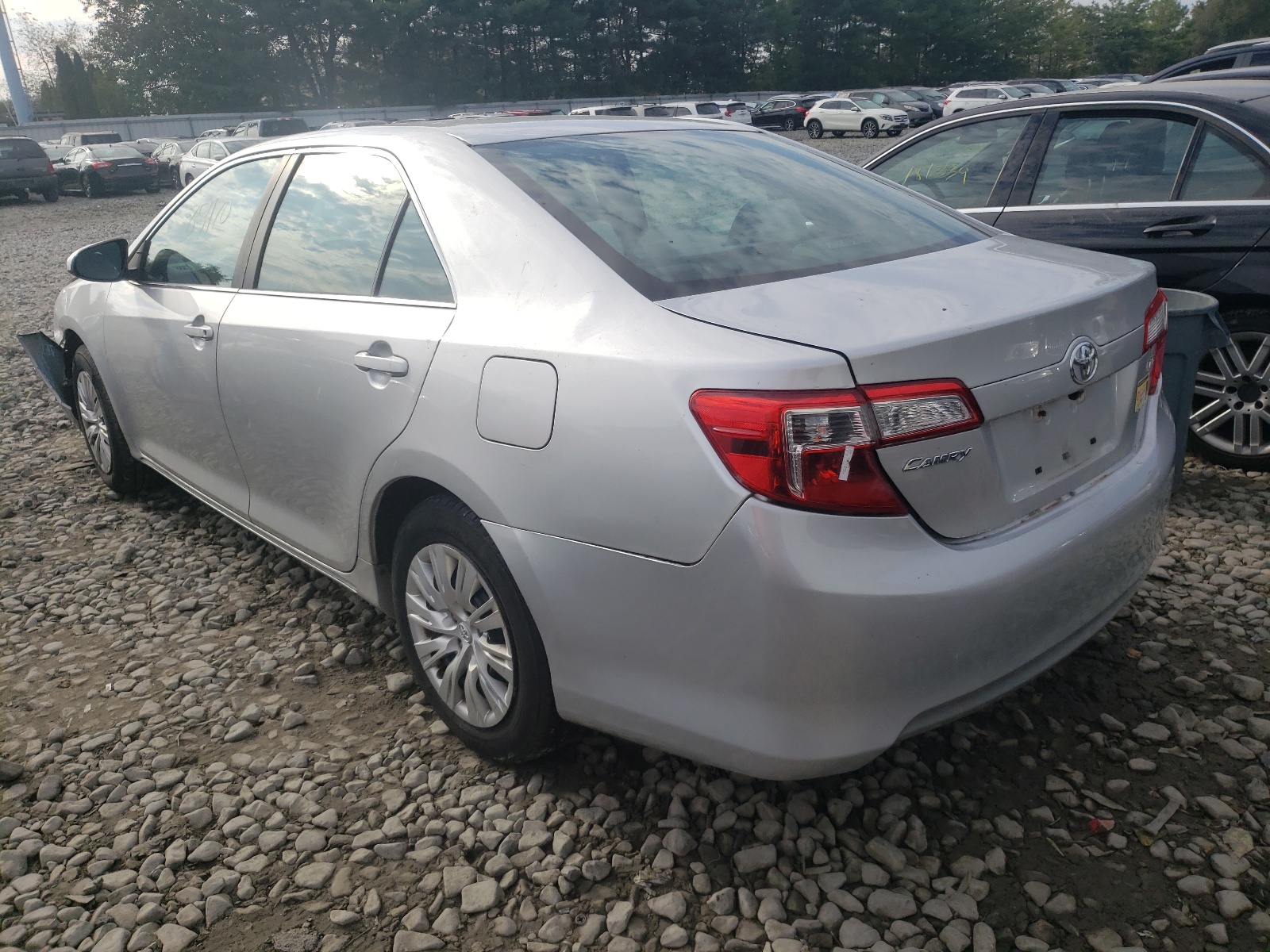 Photo 3 from auction – 2013 TOYOTA CAMRY L with VIN 4T1BF1FKXDU292465