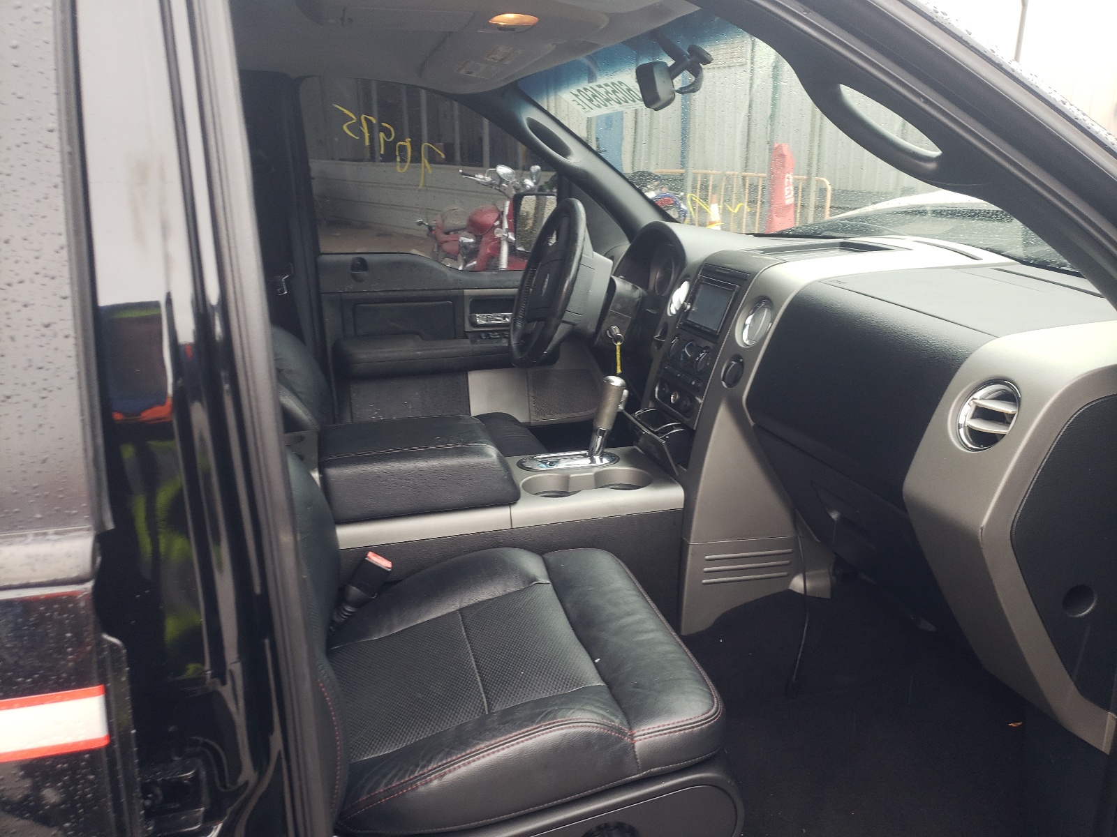 Photo 5 from auction – 2008 FORD F150 SUPER with VIN 1FTPW12588KD97534