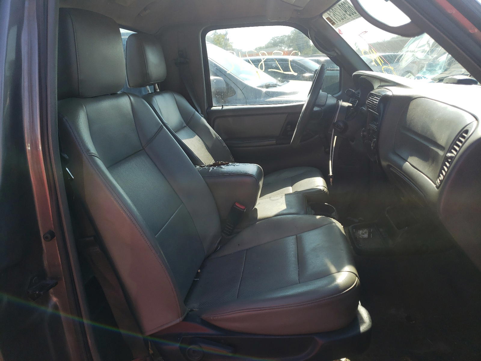 Photo 5 from auction – 2011 FORD RANGER with VIN 1FTKR1ADXBPB01918