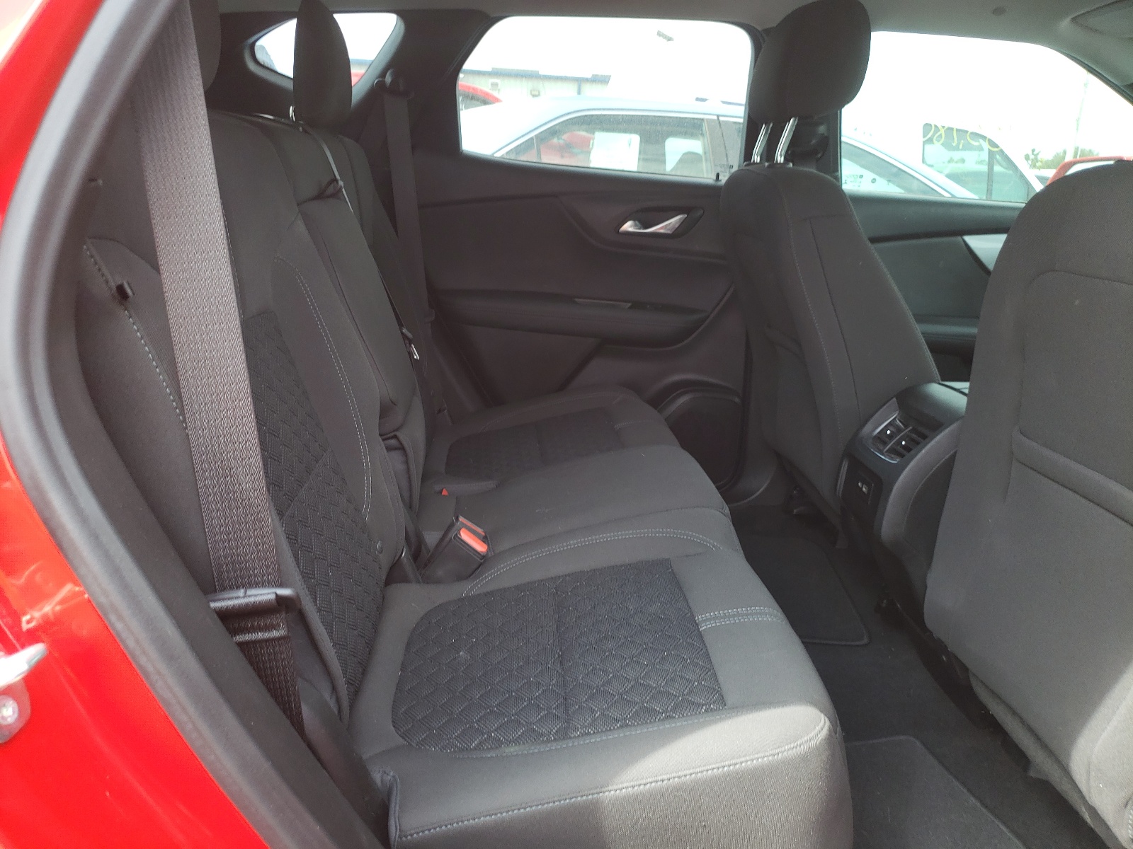 Photo 6 from auction – 2019 CHEVROLET BLAZER 2LT with VIN 3GNKBCRS1KS703831