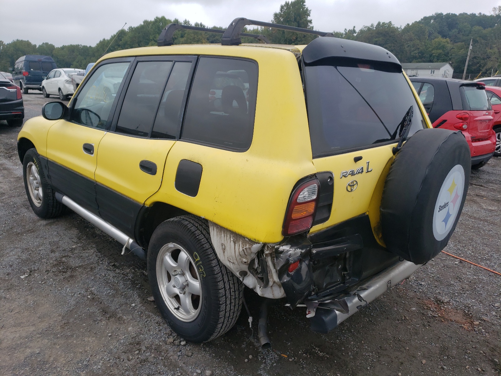 Photo 3 from auction – 1998 TOYOTA RAV4 with VIN JT3GP10V7W0031352