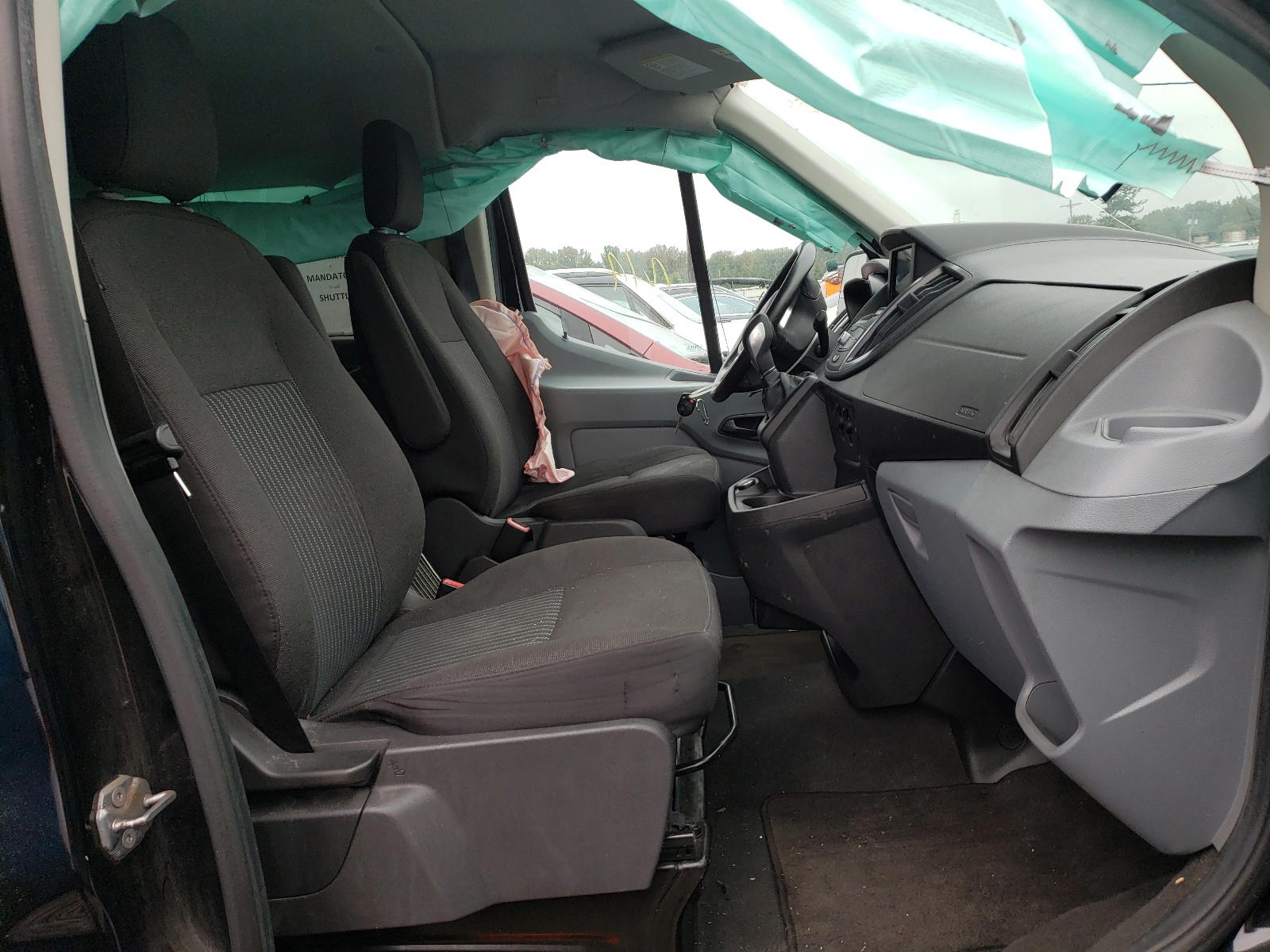 Photo 5 from auction – 2017 FORD TRANSIT T- with VIN 1FBZX2YMXHKA96844