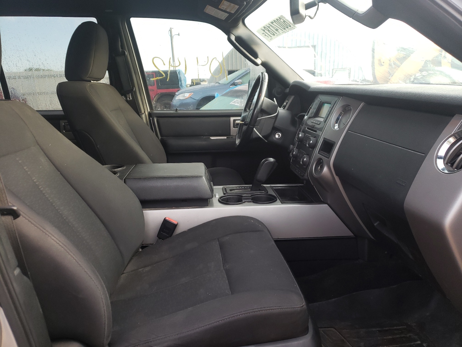 Photo 5 from auction – 2017 FORD EXPEDITION with VIN 1FMJK1JT2HEA02310