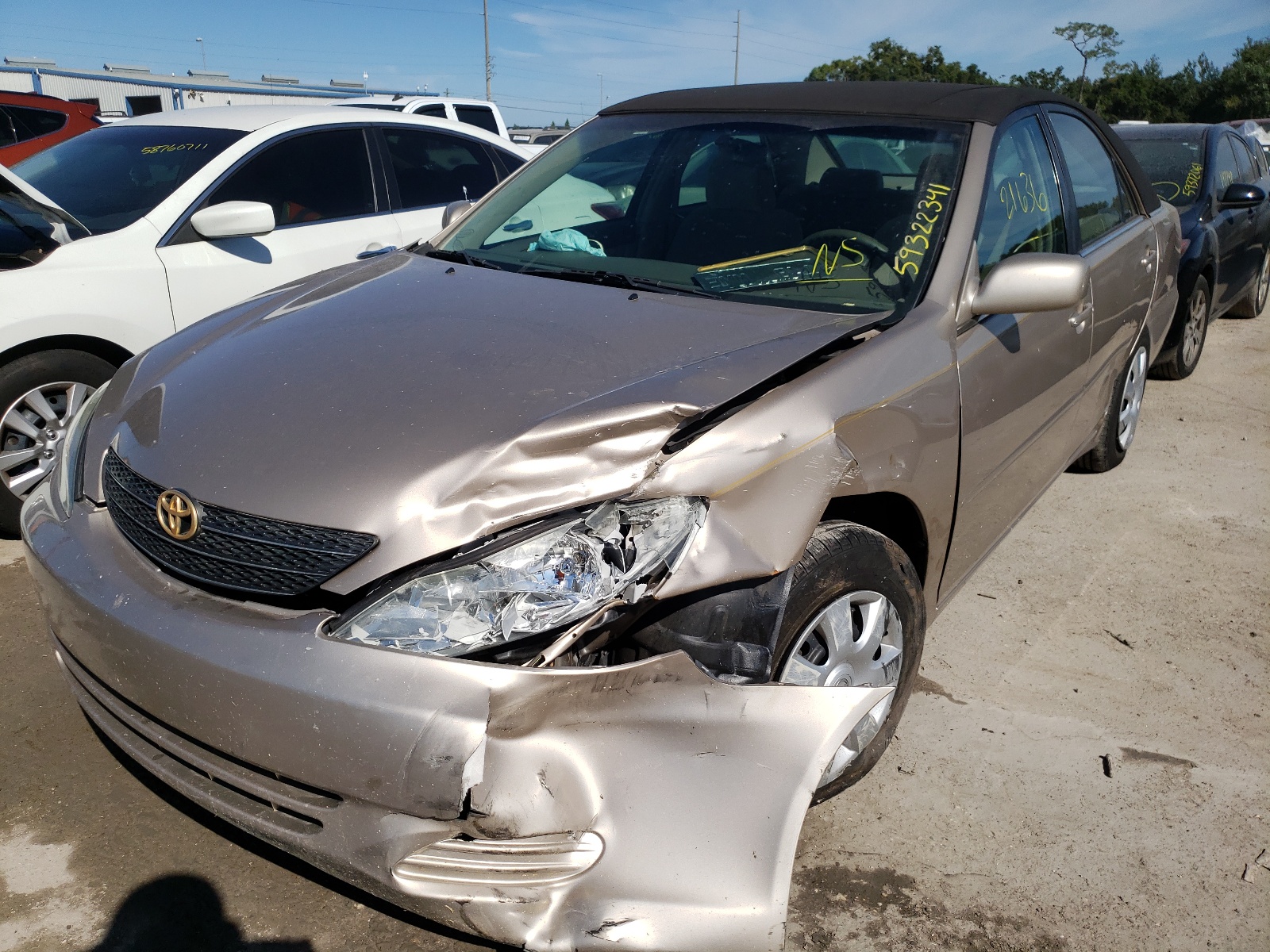 Photo 2 from auction – 2002 TOYOTA CAMRY LE with VIN 4T1BE32K72U070824