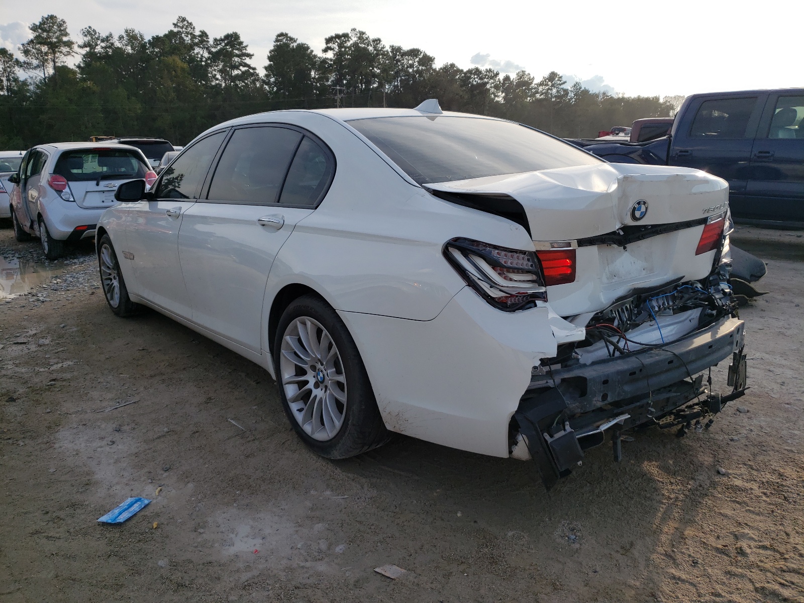 Photo 3 from auction – 2013 BMW 750 LI with VIN WBAYE8C5XDD133810