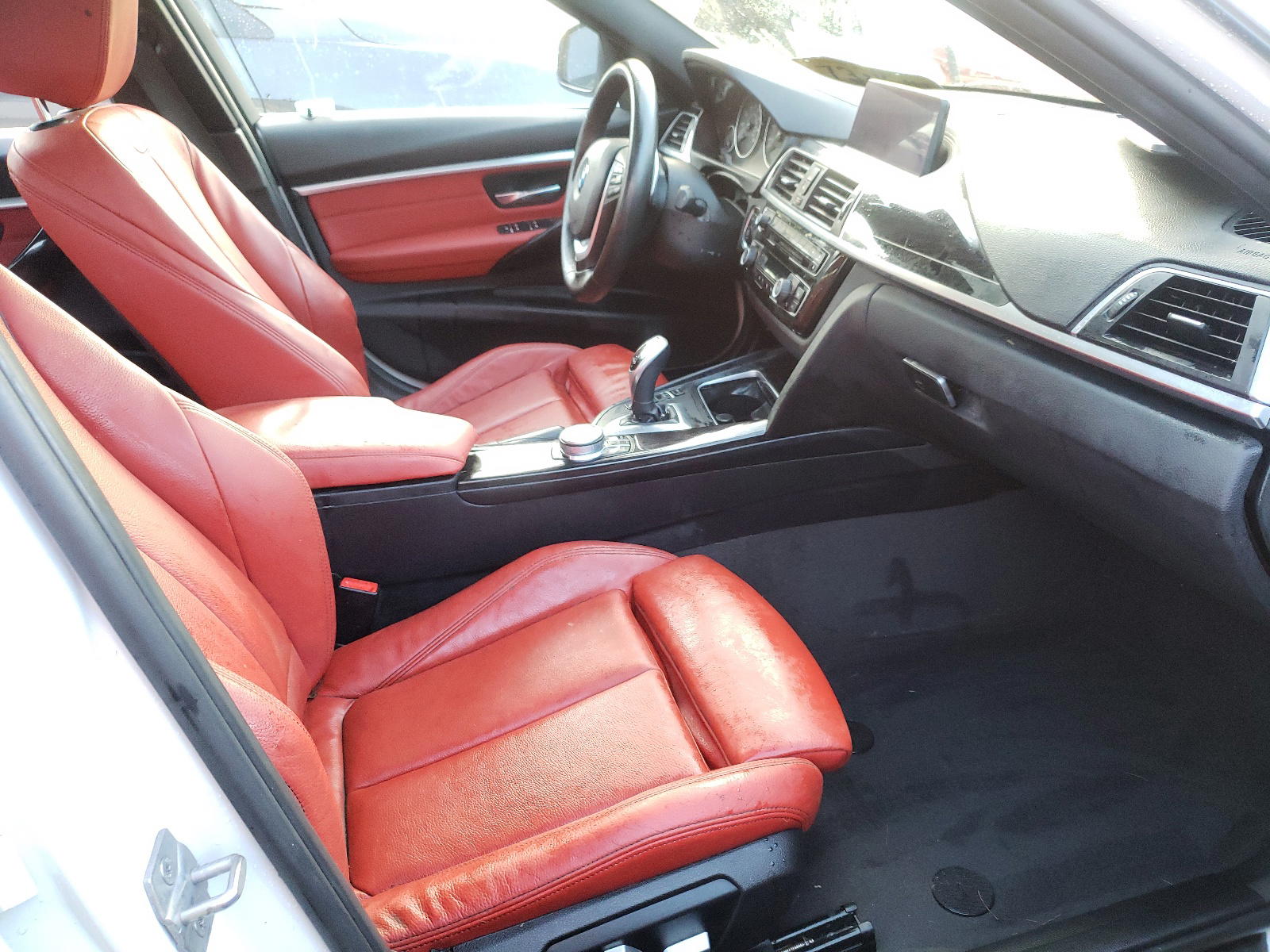 Photo 5 from auction – 2018 BMW 340 XI with VIN WBA8B7C51JA586035