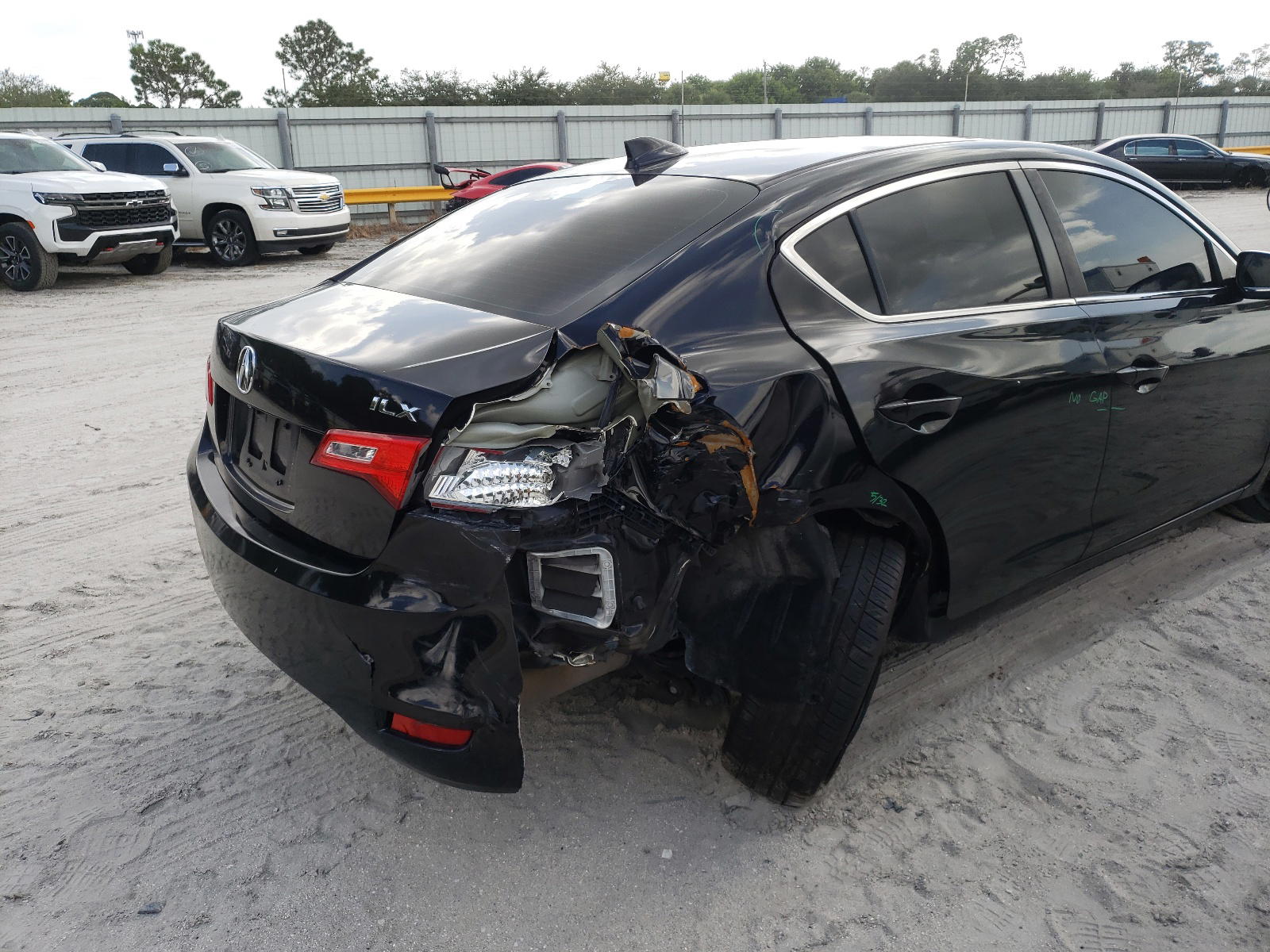 Photo 9 from auction – 2014 ACURA ILX 24 PRE with VIN 19VDE2E50EE000834