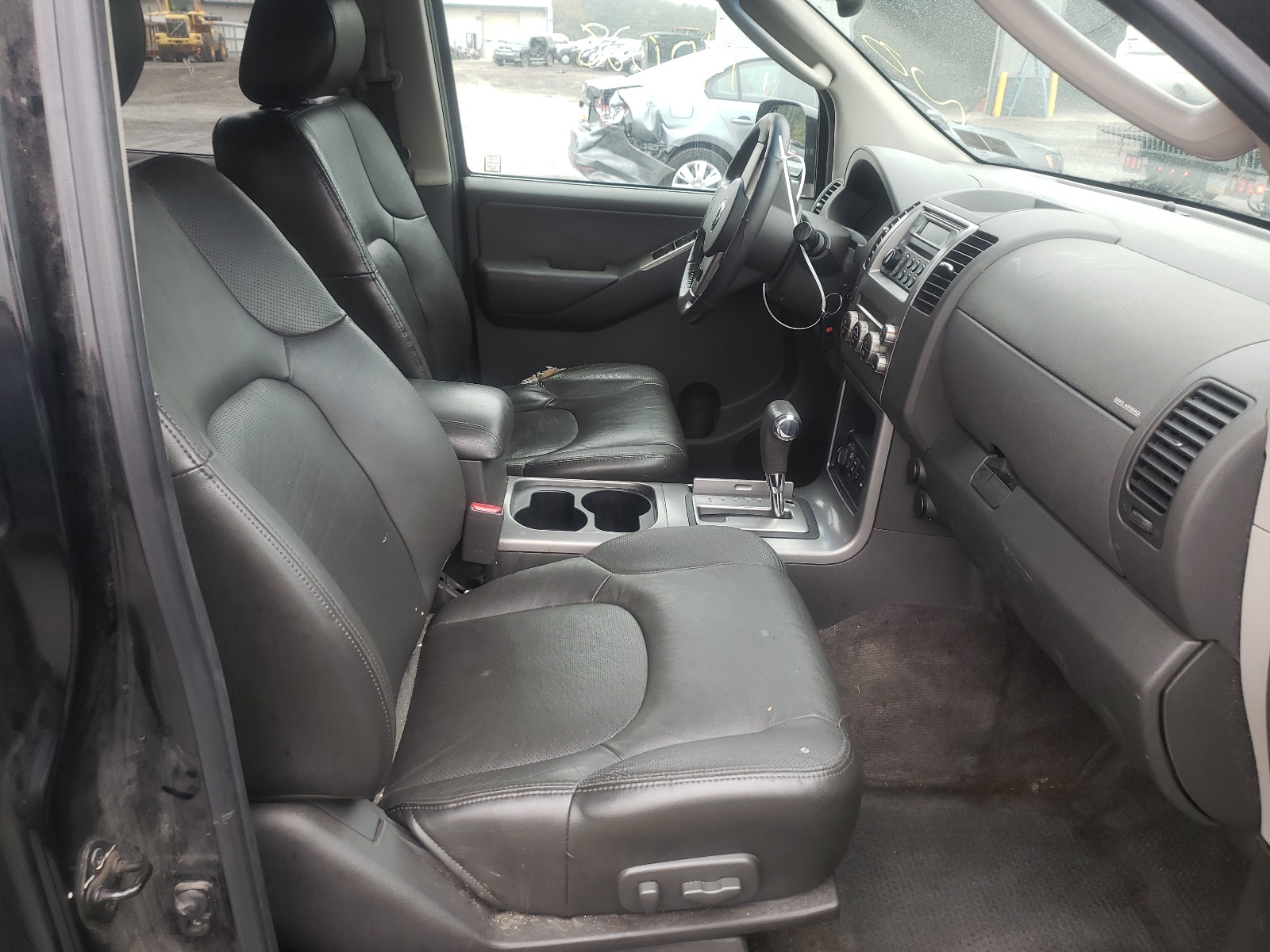 Zdjęcie 5 z aukcji – 2005 NISSAN PATHFINDER z VIN 5N1AR18W55C729198