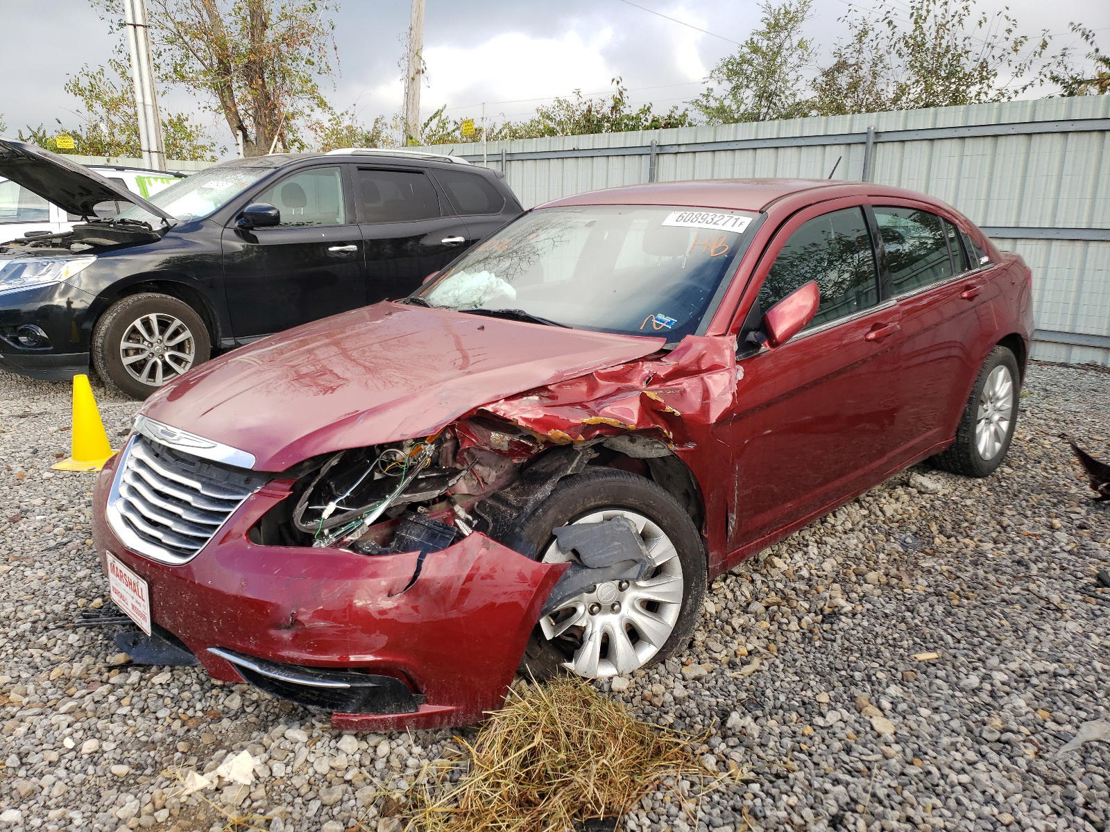 Photo 2 from auction – 2014 CHRYSLER 200 LX with VIN 1C3CCBAB8EN212076