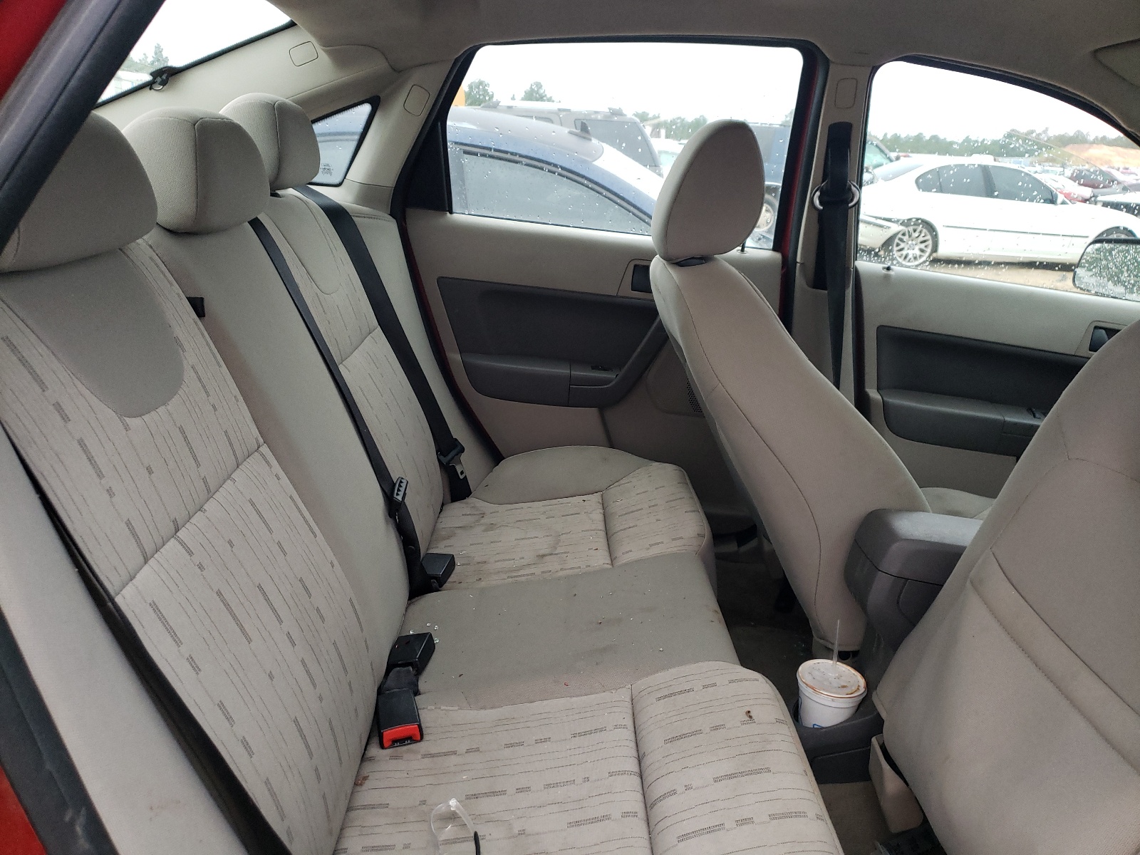 Photo 17 from auction – 2009 FORD FOCUS SE with VIN 1FAHP35N79W270301