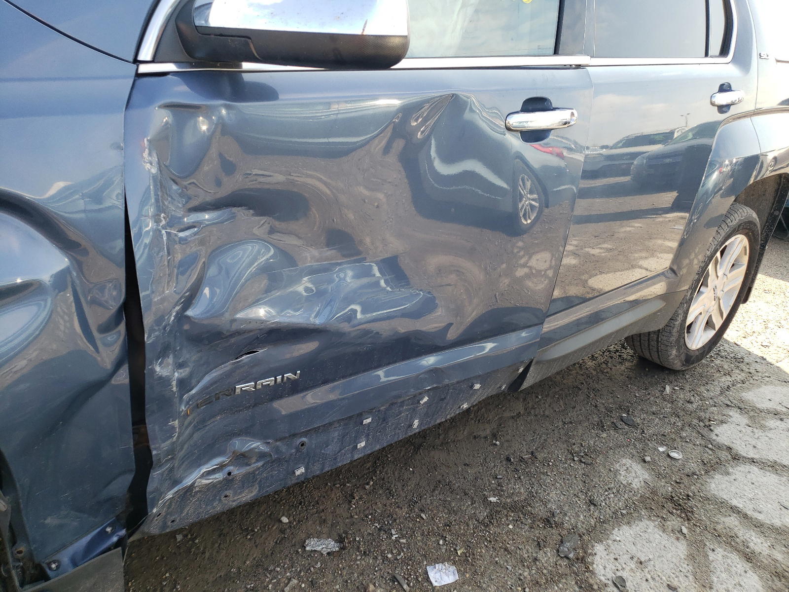 Photo 9 from auction – 2011 GMC TERRAIN SL with VIN 2CTALWEC5B6381196