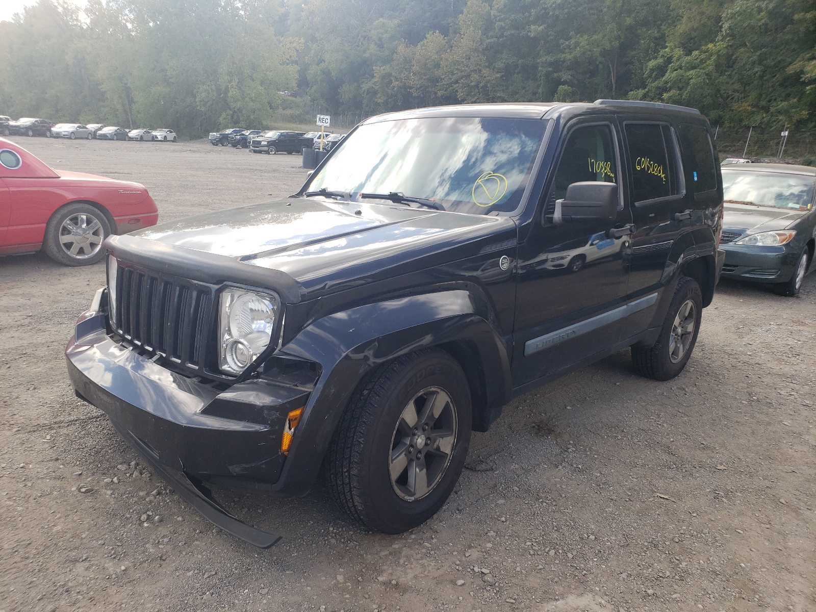 Photo 2 from auction – 2008 JEEP LIBERTY with VIN 1J8GN28K88W194361
