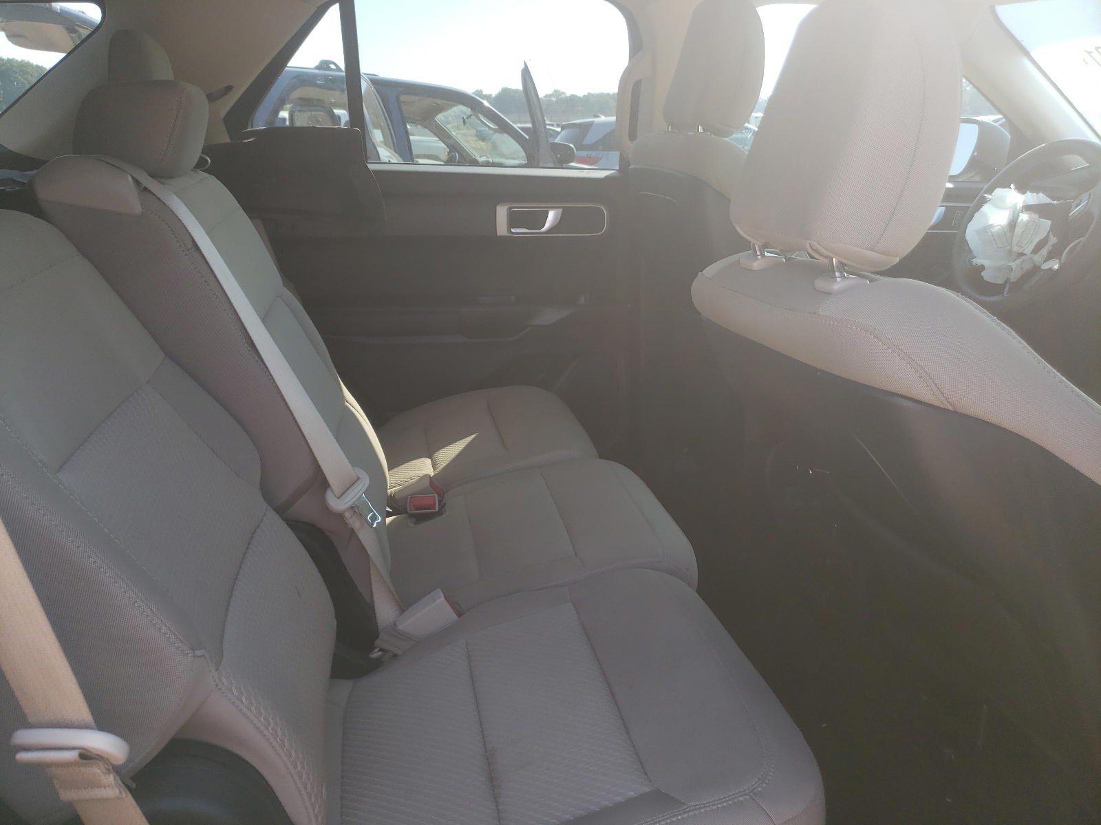 Photo 6 from auction – 2020 FORD EXPLORER with VIN 1FMSK7BH3LGC09268