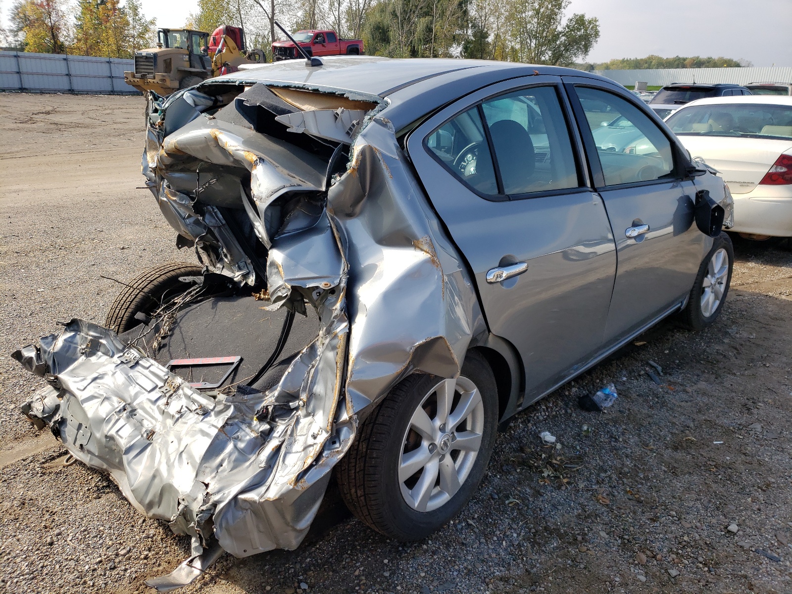 Photo 4 from auction – 2014 NISSAN VERSA S with VIN 3N1CN7AP3EL830522