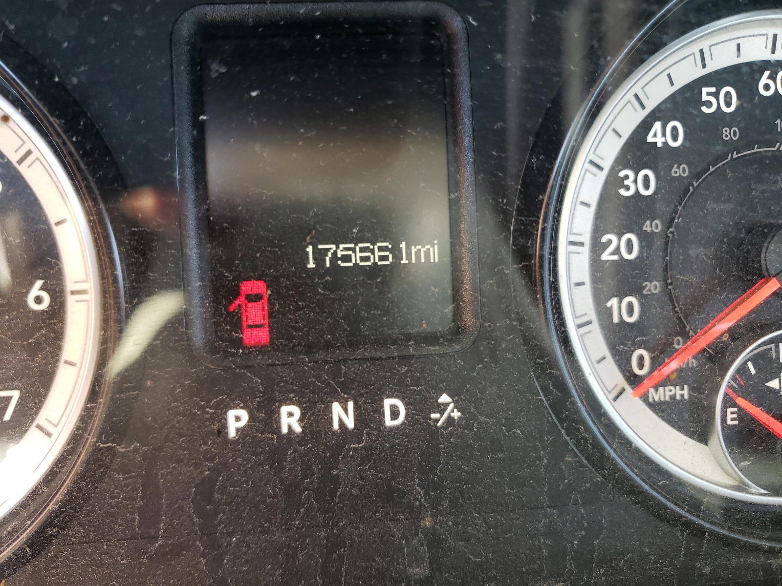 Photo 8 from auction – 2014 RAM 1500 SLT with VIN 1C6RR6TT7ES414840