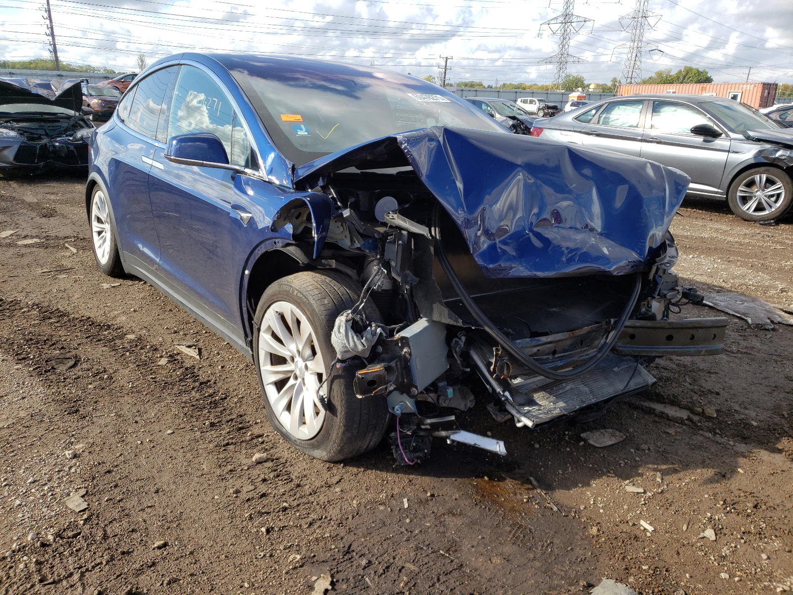TESLA MODEL X 2017 with VIN 5YJXCBE26HF044688 - Photo from auction