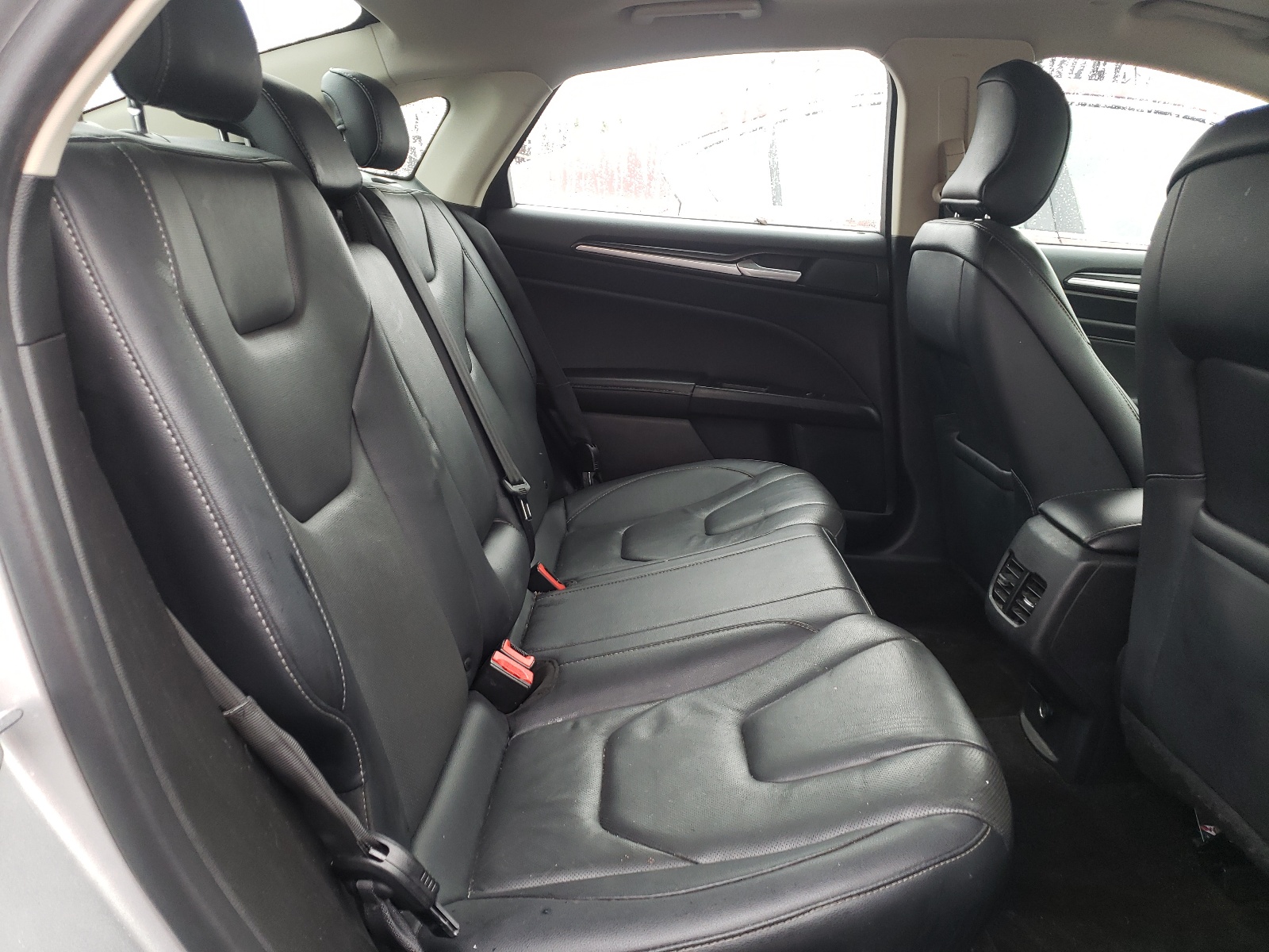 Photo 6 from auction – 2019 FORD FUSION TIT with VIN 3FA6P0SU7KR191852