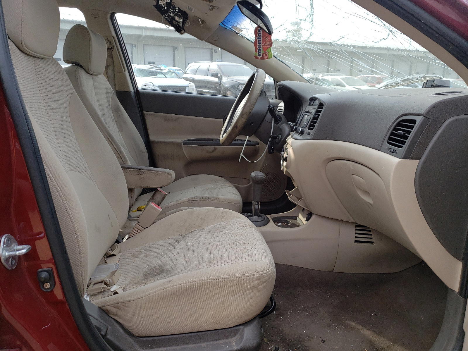 Photo 5 from auction – 2009 HYUNDAI ACCENT GLS with VIN KMHCN46C19U328777