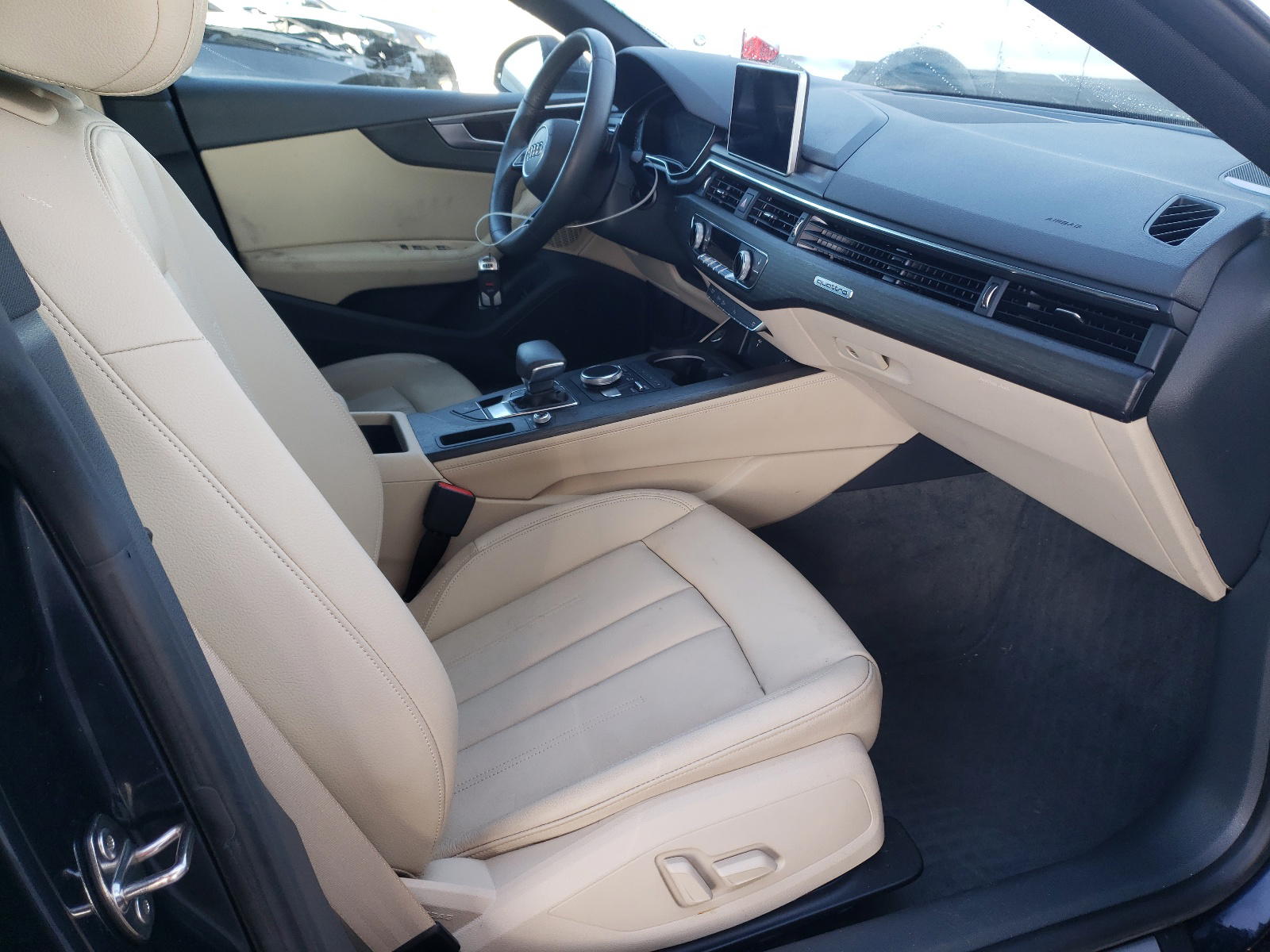 Photo 5 from auction – 2018 AUDI A5 PRESTIG with VIN WAUCNCF50JA068763