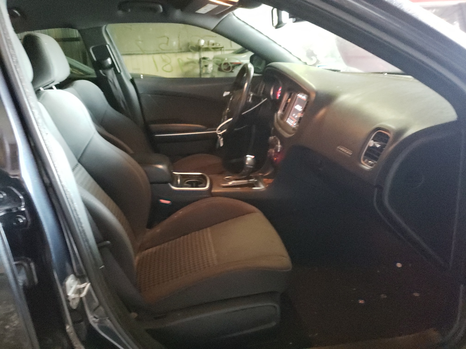 Photo 5 from auction – 2019 DODGE CHARGER GT with VIN 2C3CDXHG9KH691933