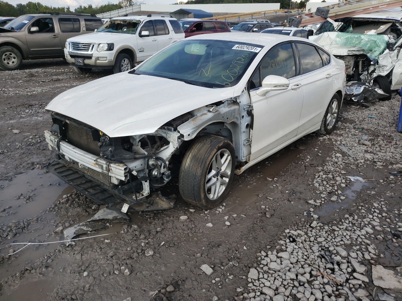 Photo 2 from auction – 2013 FORD FUSION SE with VIN 3FA6P0HR6DR126478