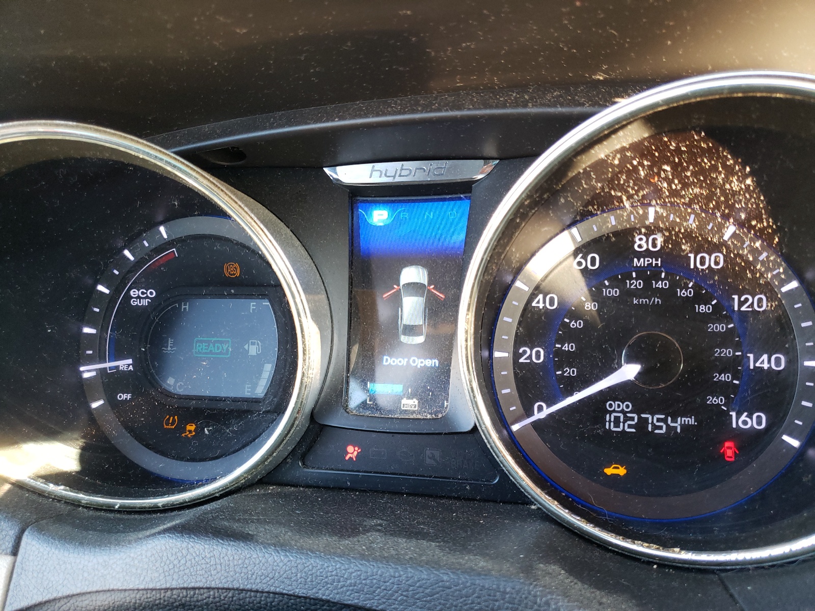 Photo 8 from auction – 2011 HYUNDAI SONATA HYB with VIN KMHEC4A49BA007317