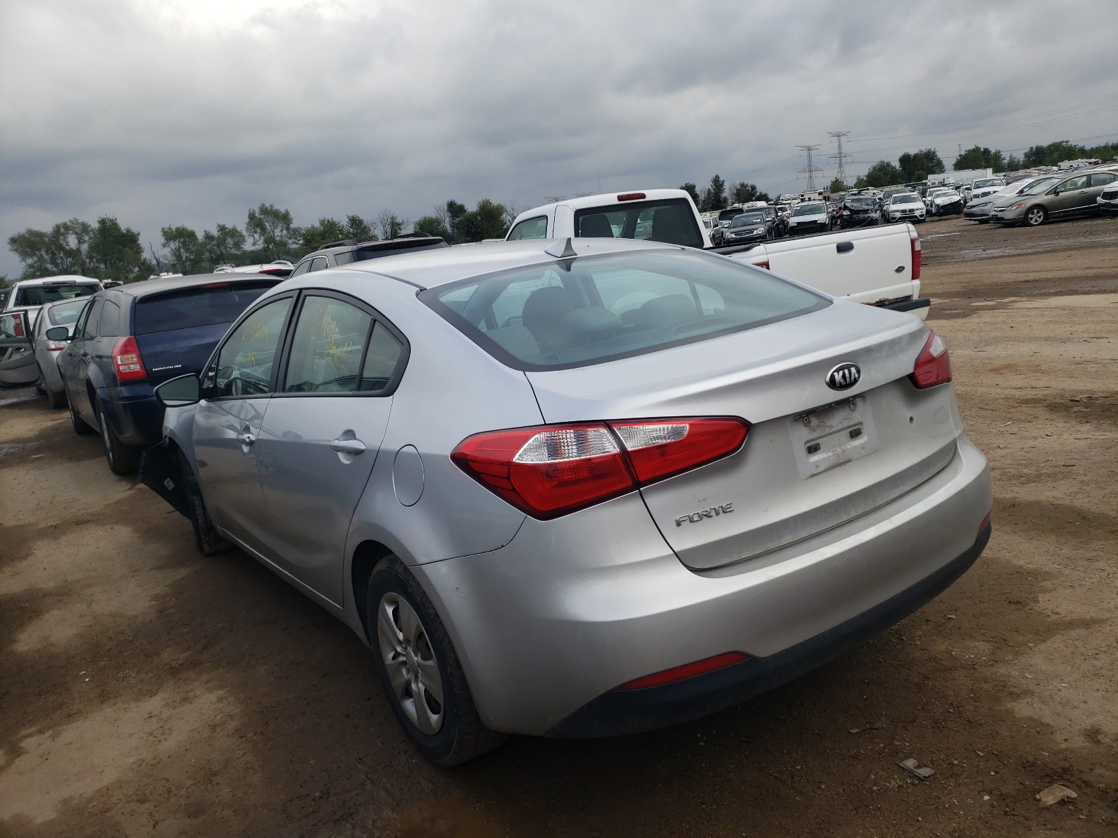 Photo 3 from auction – 2015 KIA FORTE LX with VIN KNAFK4A69F5431816