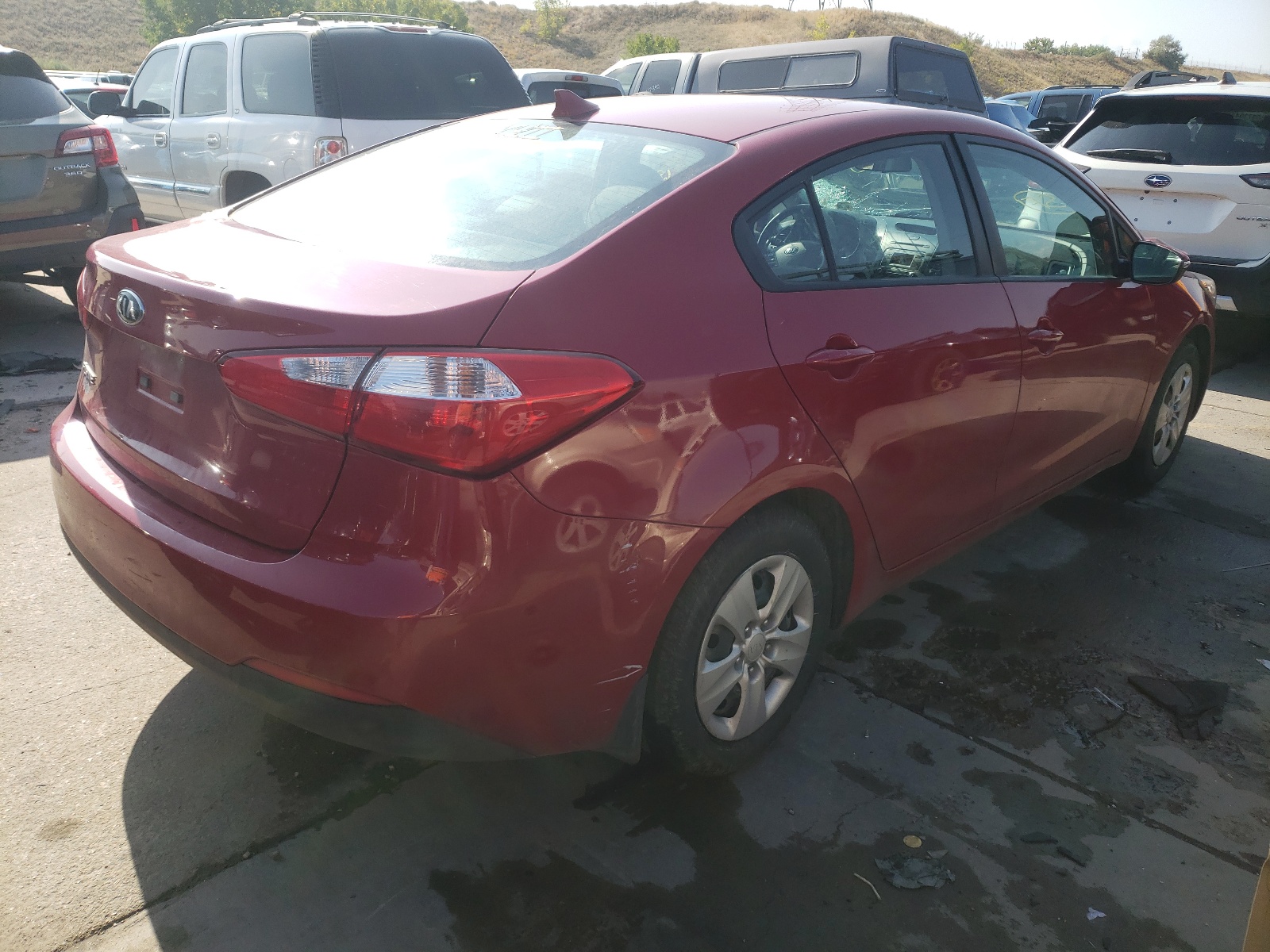 Photo 4 from auction – 2015 KIA FORTE LX with VIN KNAFX4A65F5318926