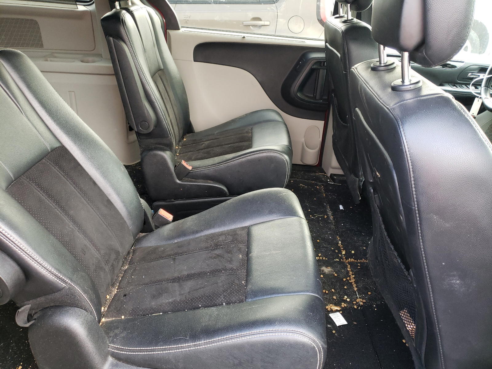 Photo 6 from auction – 2014 DODGE GRAND CARA with VIN 2C4RDGCG2ER468726