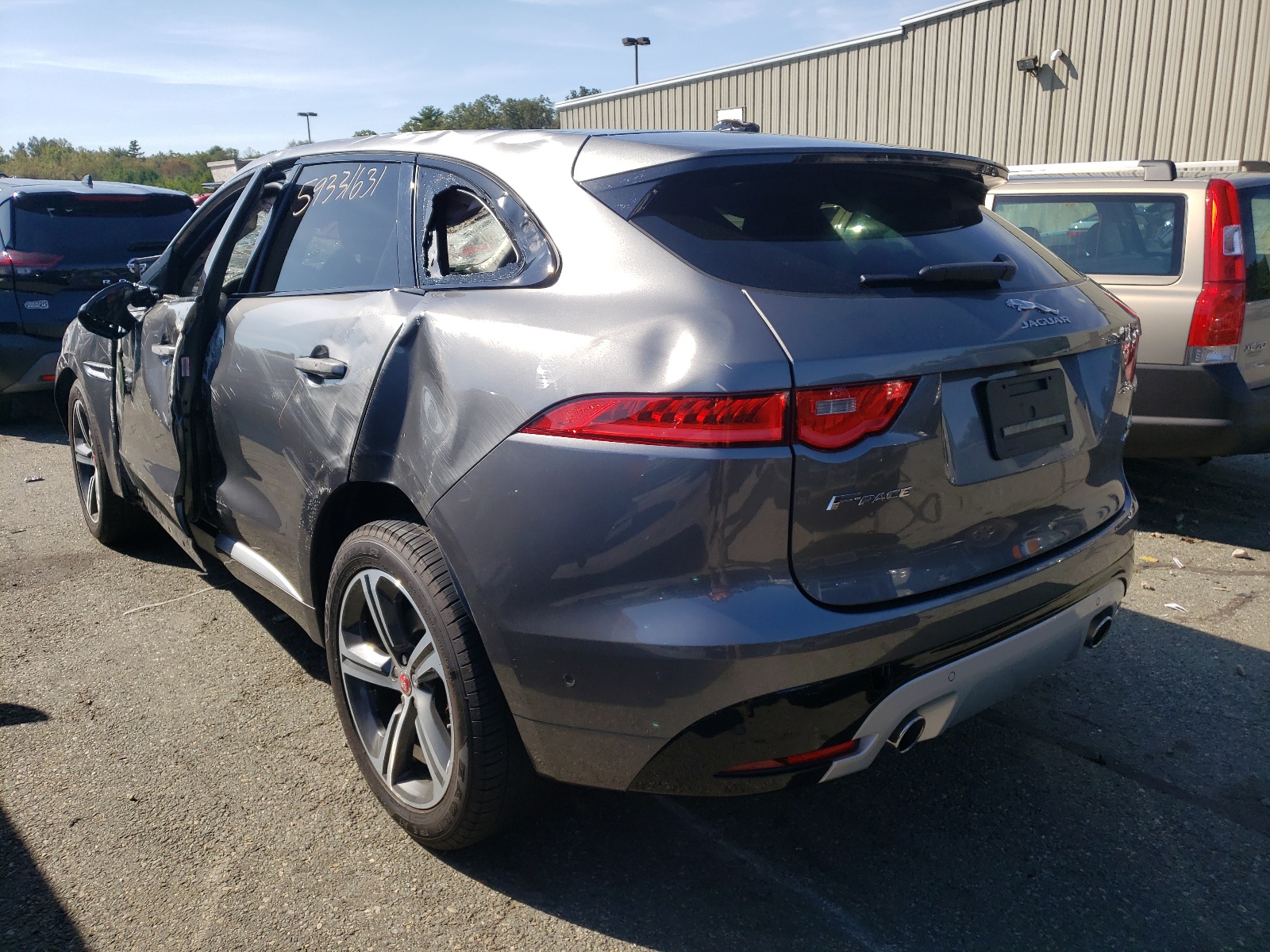 Photo 3 from auction – 2018 JAGUAR F-PACE S with VIN SADCM2FV1JA298350