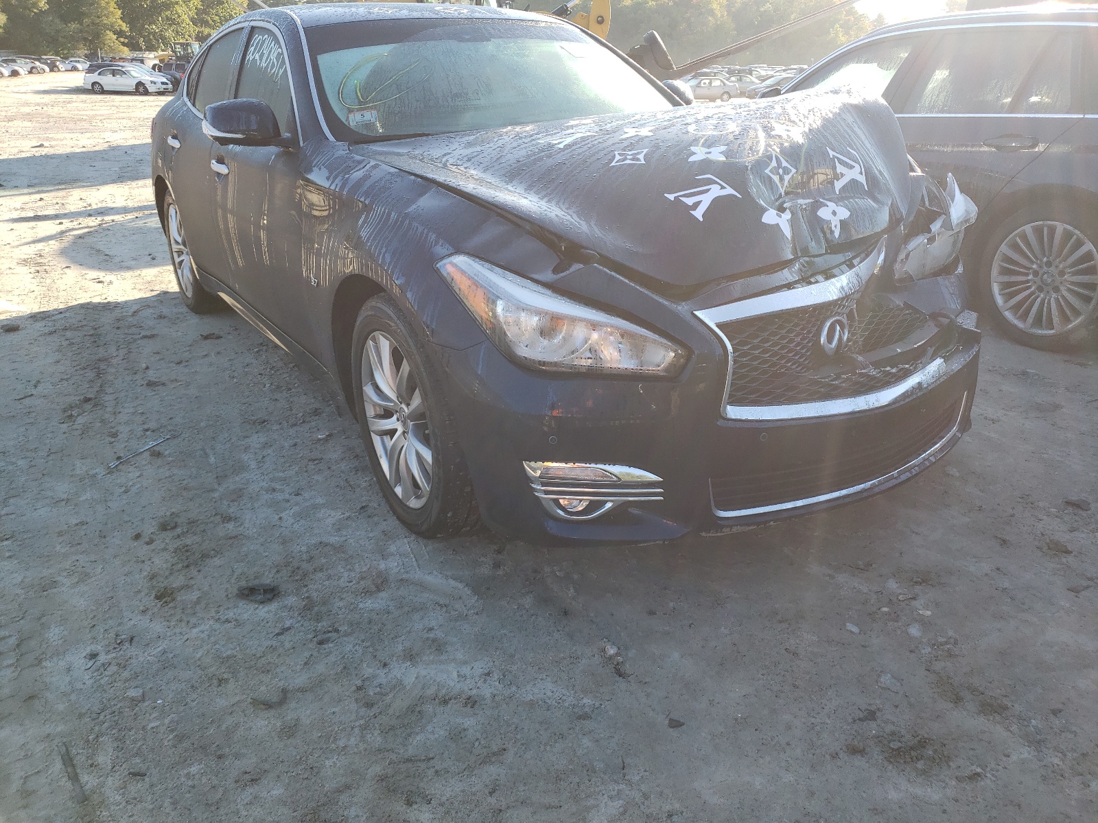 INFINITI Q70 3.7 2017 with VIN JN1BY1AP2HM741390 - Photo from auction