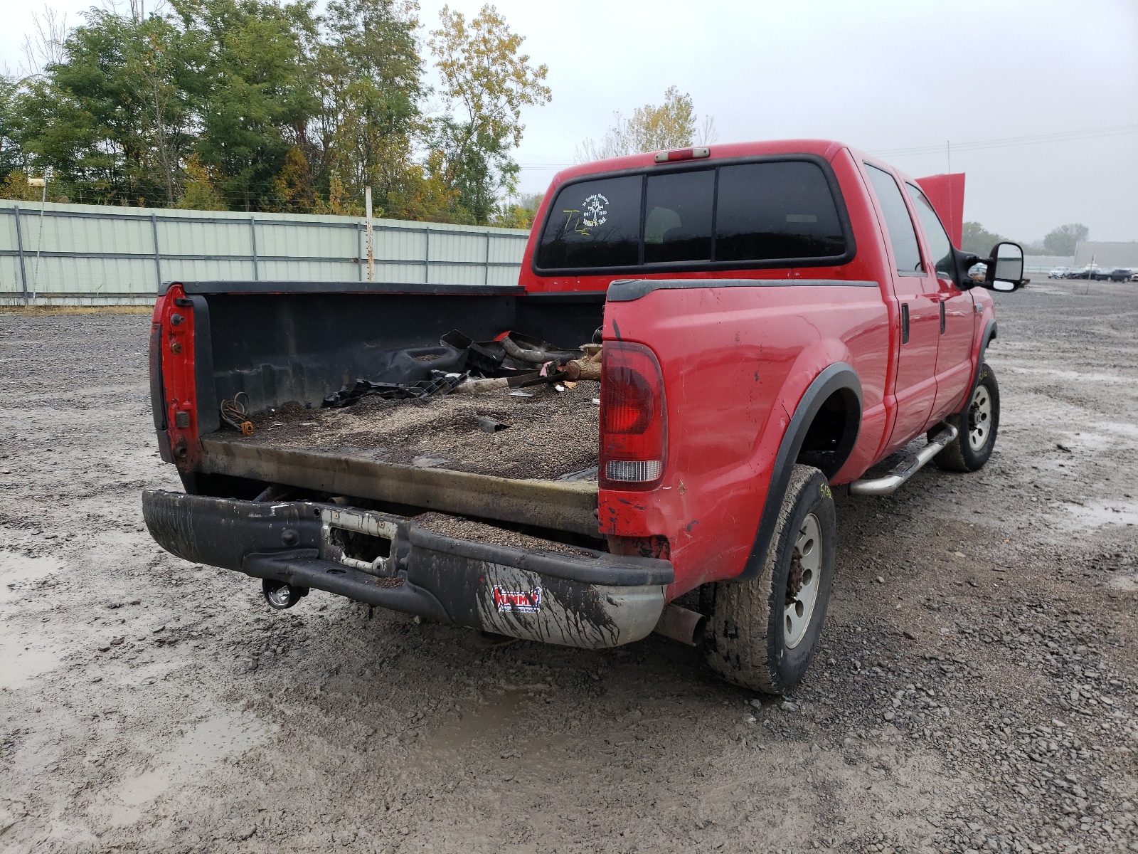 Photo 4 from auction – 2005 FORD F250 SUPER with VIN 1FTSW21575EC78627