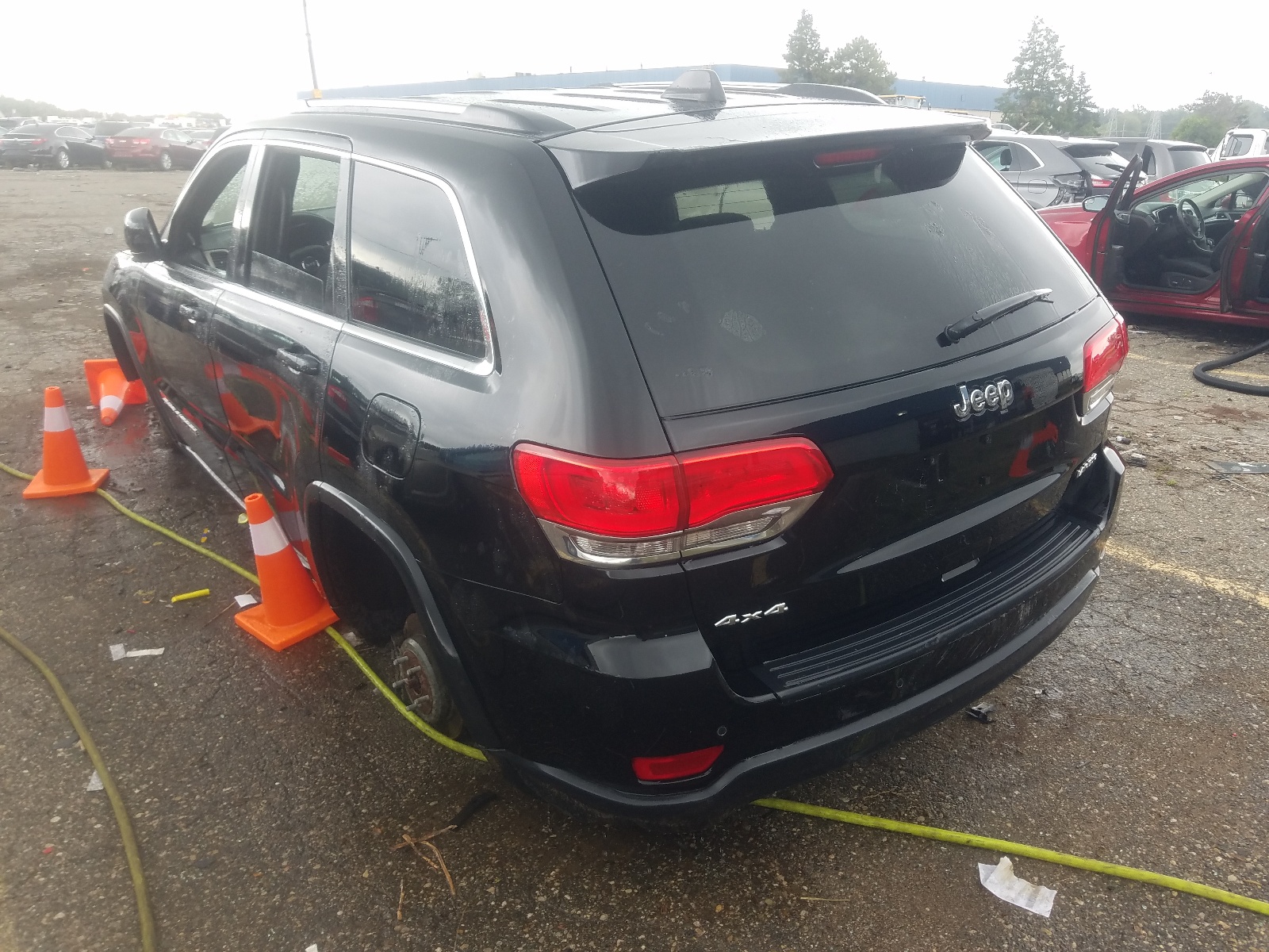 Photo 3 from auction – 2017 JEEP GRAND CHER with VIN 1C4RJFAG4HC689053