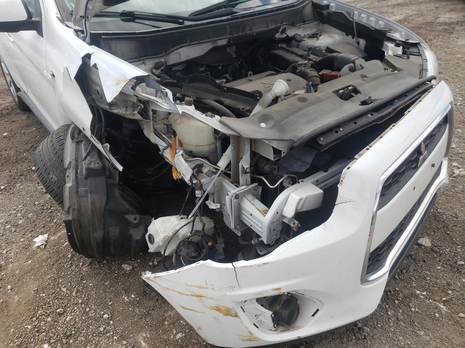 Photo 9 from auction – 2013 MITSUBISHI OUTLANDER with VIN 4A4AR3AU9DE019323