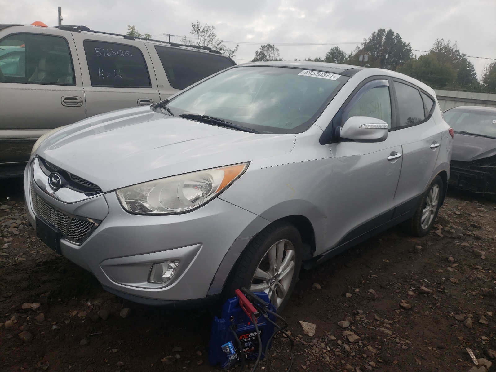Photo 2 from auction – 2010 HYUNDAI TUCSON GLS with VIN KM8JUCAC2AU047197