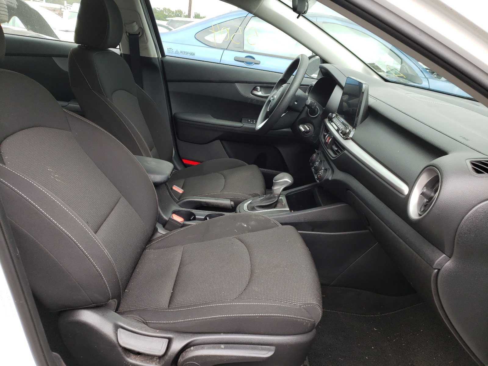 Photo 5 from auction – 2021 KIA FORTE FE with VIN 3KPF24AD0ME292274