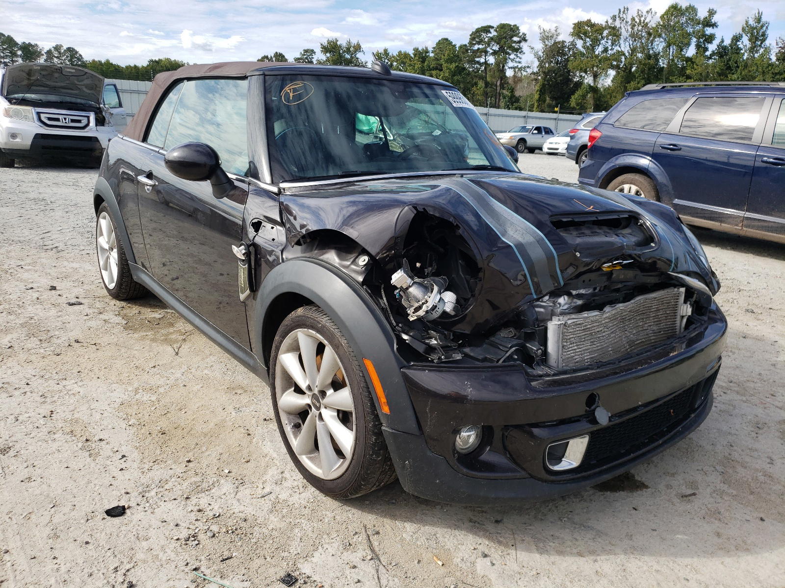 MINI COOPER S 2015 with VIN WMWZP3C53FT708212 - Photo from auction