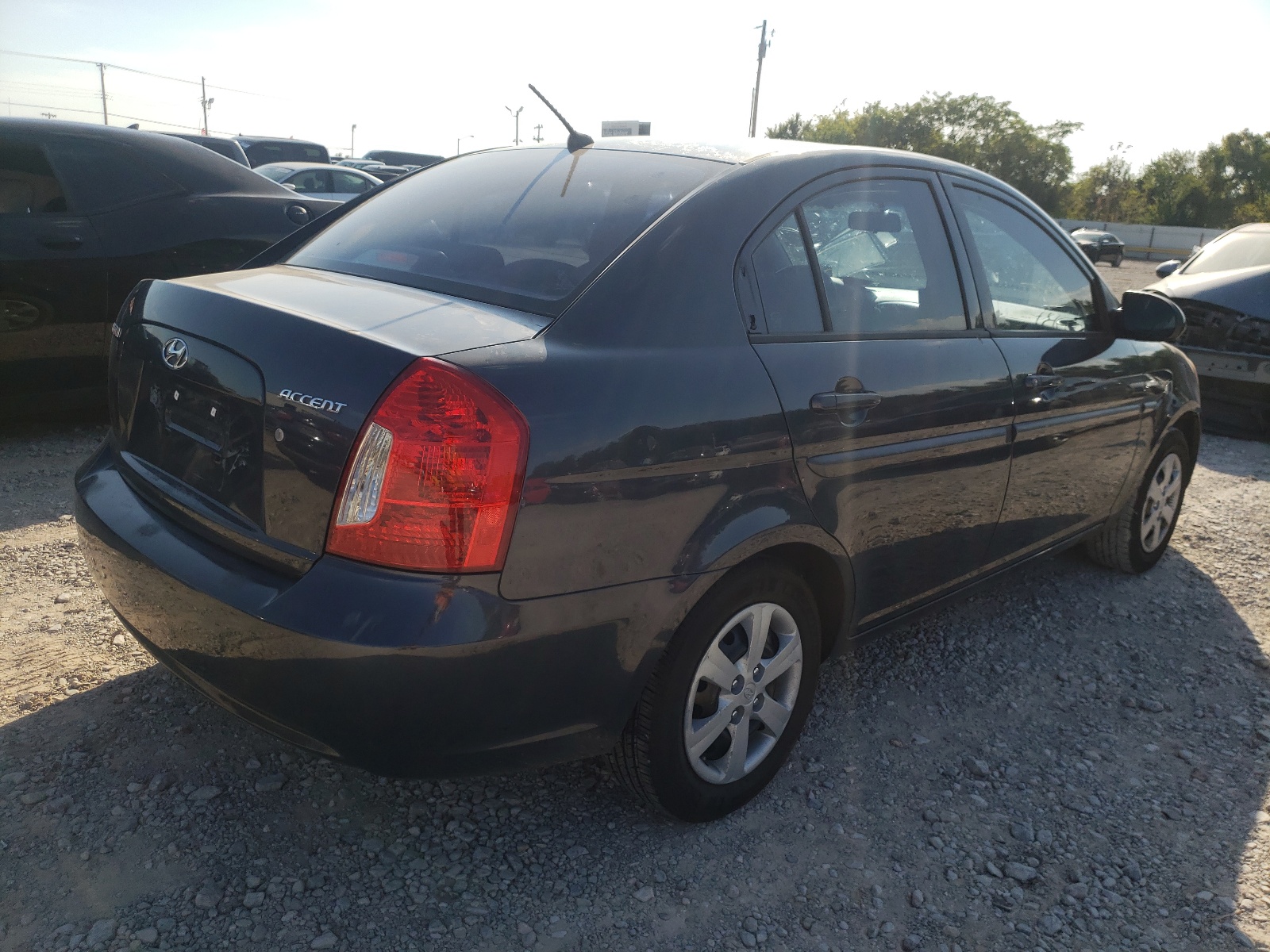 Photo 4 from auction – 2008 HYUNDAI ACCENT GLS with VIN KMHCN46C78U214331