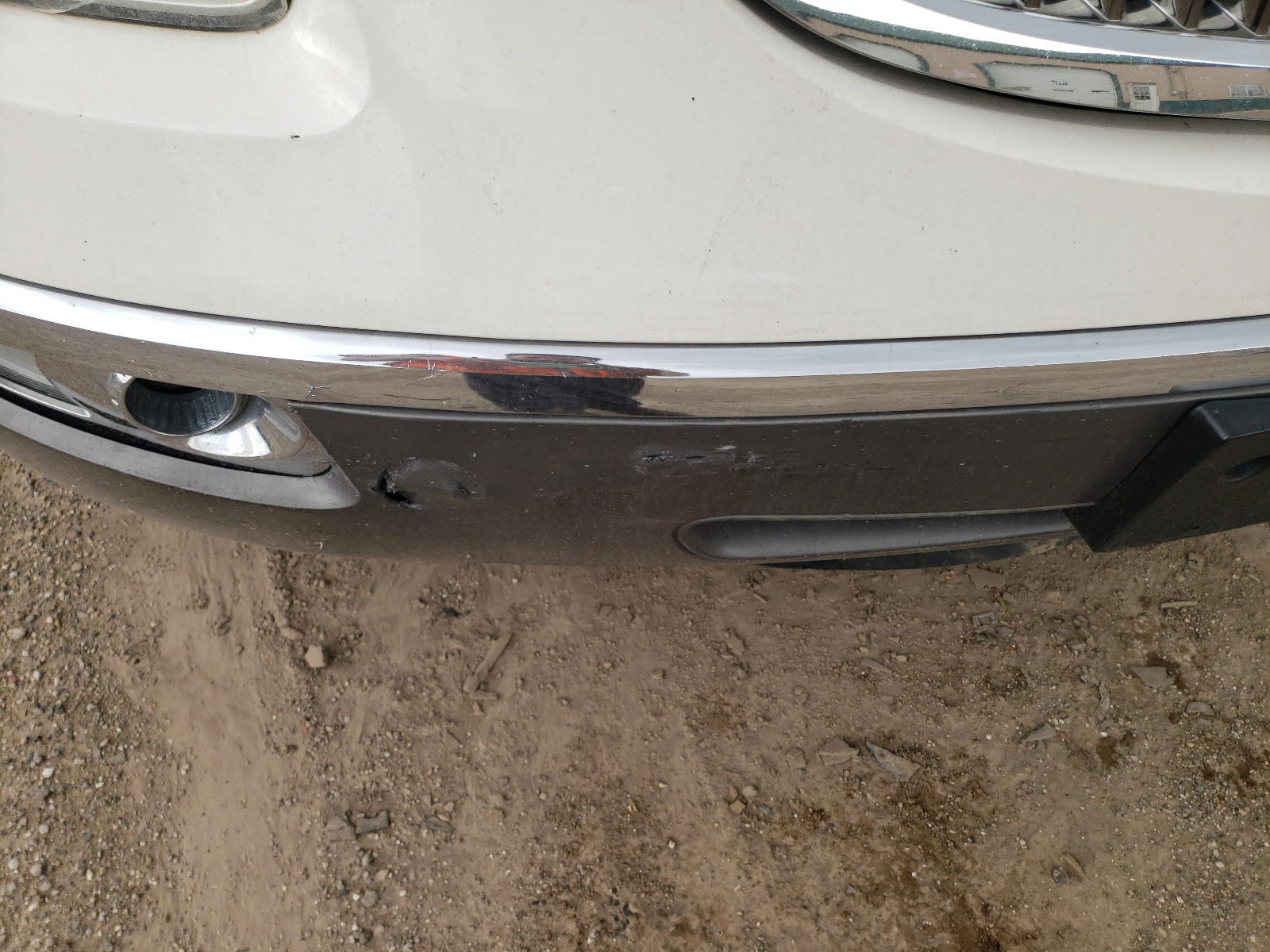 Photo 9 from auction – 2008 BUICK ENCLAVE CX with VIN 5GAEV237X8J168182