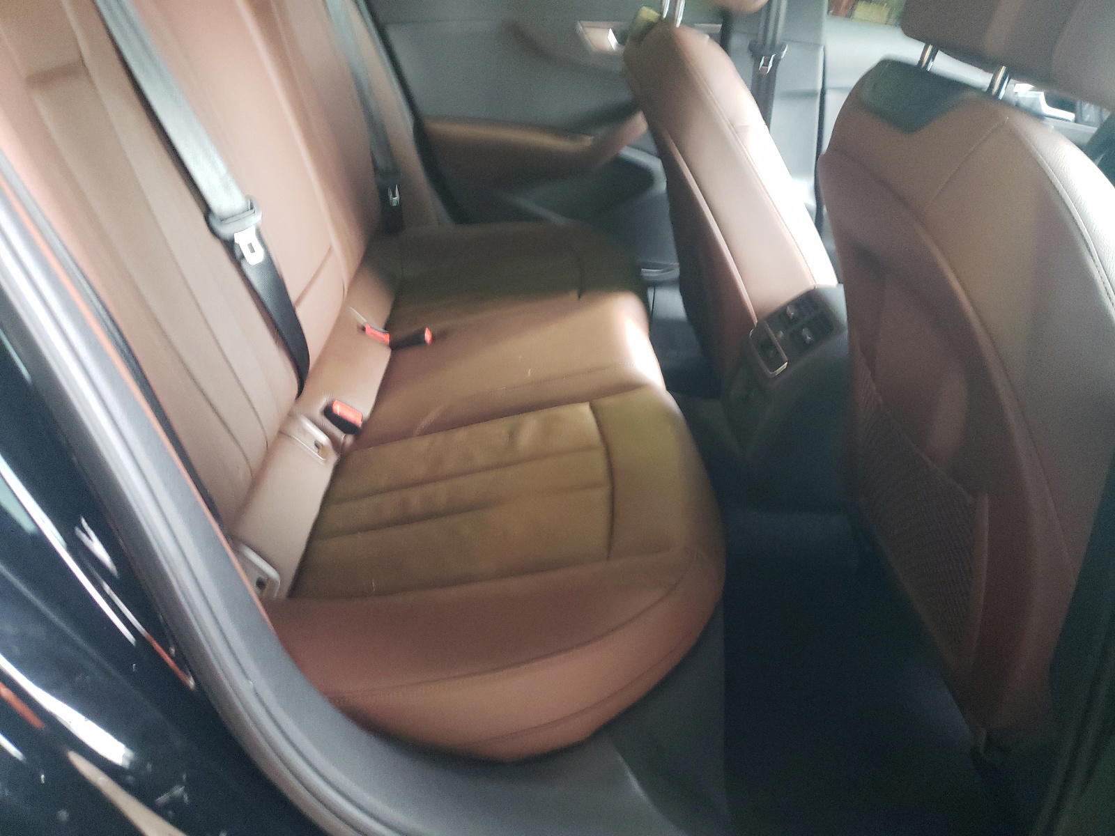Photo 6 from auction – 2019 AUDI A4 PREMIUM with VIN WAUGMAF42KN021647