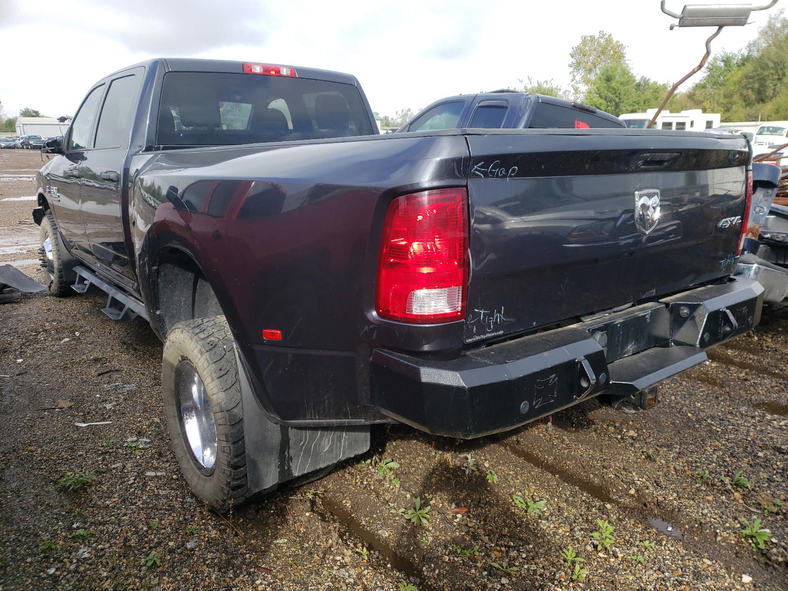 Photo 3 from auction – 2018 RAM 3500 ST with VIN 3C63RRGL9JG238778