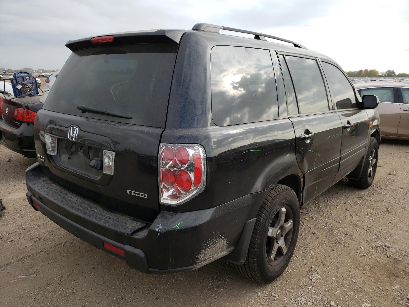 Photo 4 from auction – 2007 HONDA PILOT EXL with VIN 5FNYF18767B002162