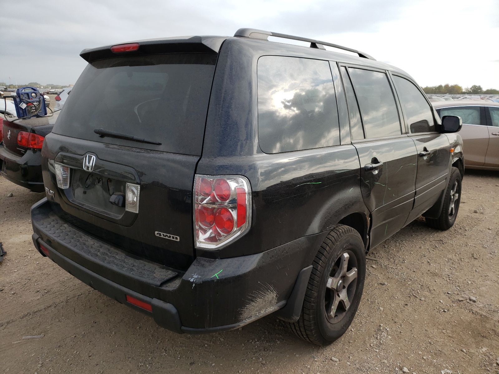 Foto 4 de la subasta – 2007 HONDA PILOT EXL con VIN 5FNYF18767B002162