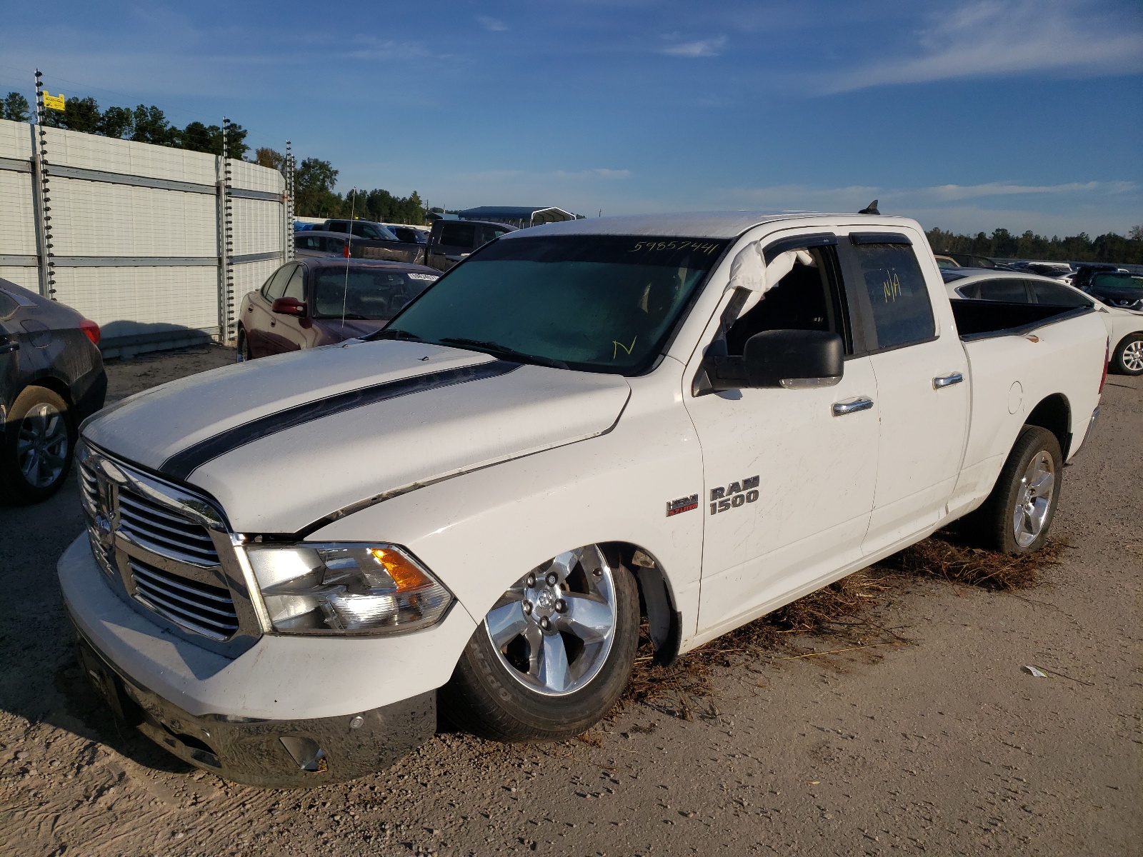 Photo 2 from auction – 2015 RAM 1500 SLT with VIN 1C6RR6GT6FS582092