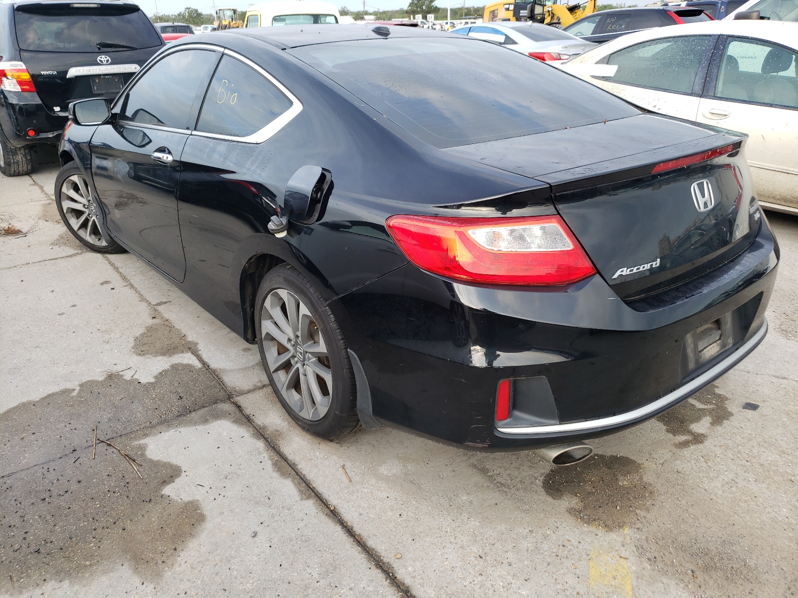 Photo 3 from auction – 2015 HONDA ACCORD EXL with VIN 1HGCT2B82FA001304