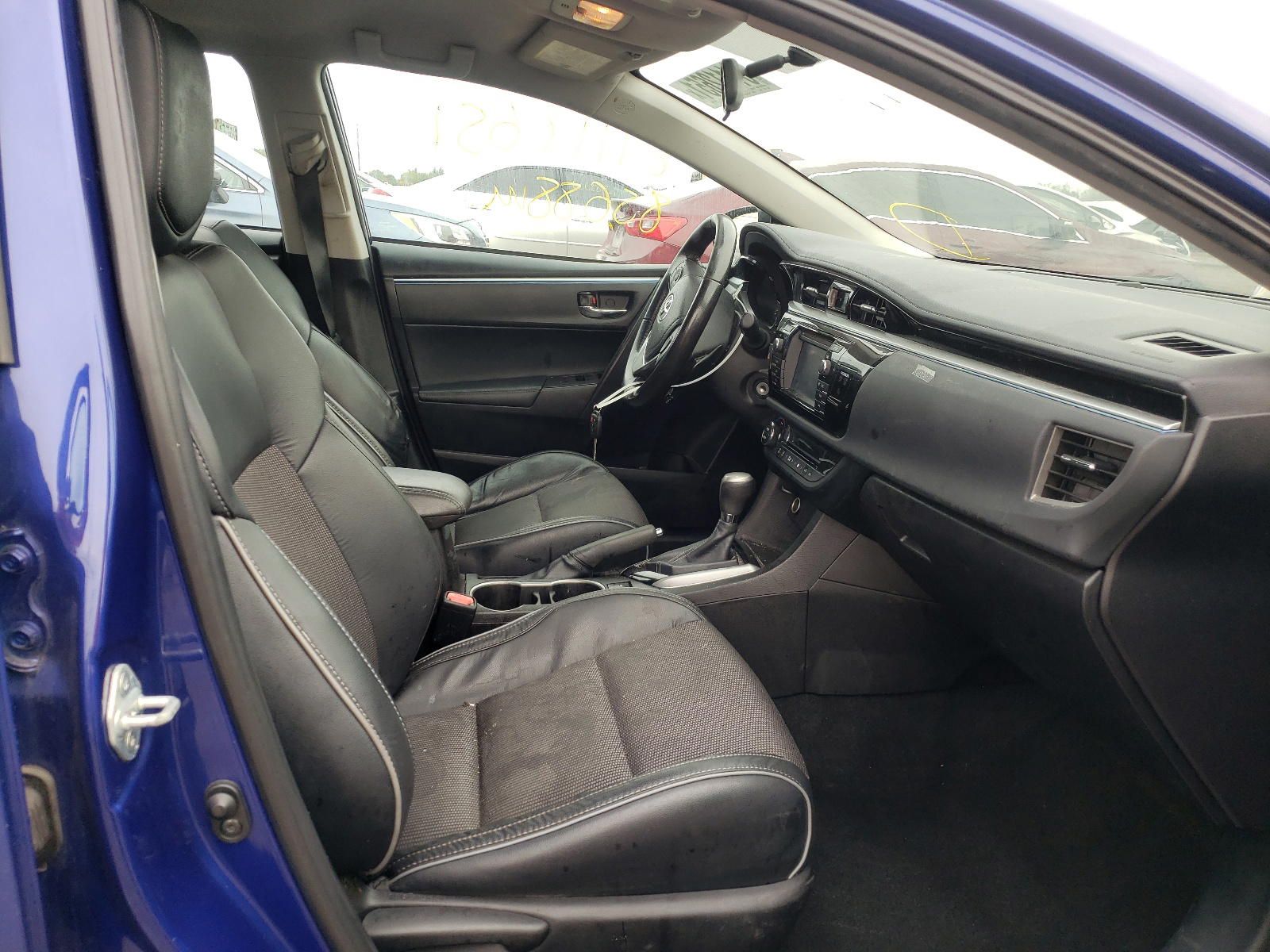 Photo 5 from auction – 2016 TOYOTA COROLLA L with VIN 5YFBURHE4GP393969