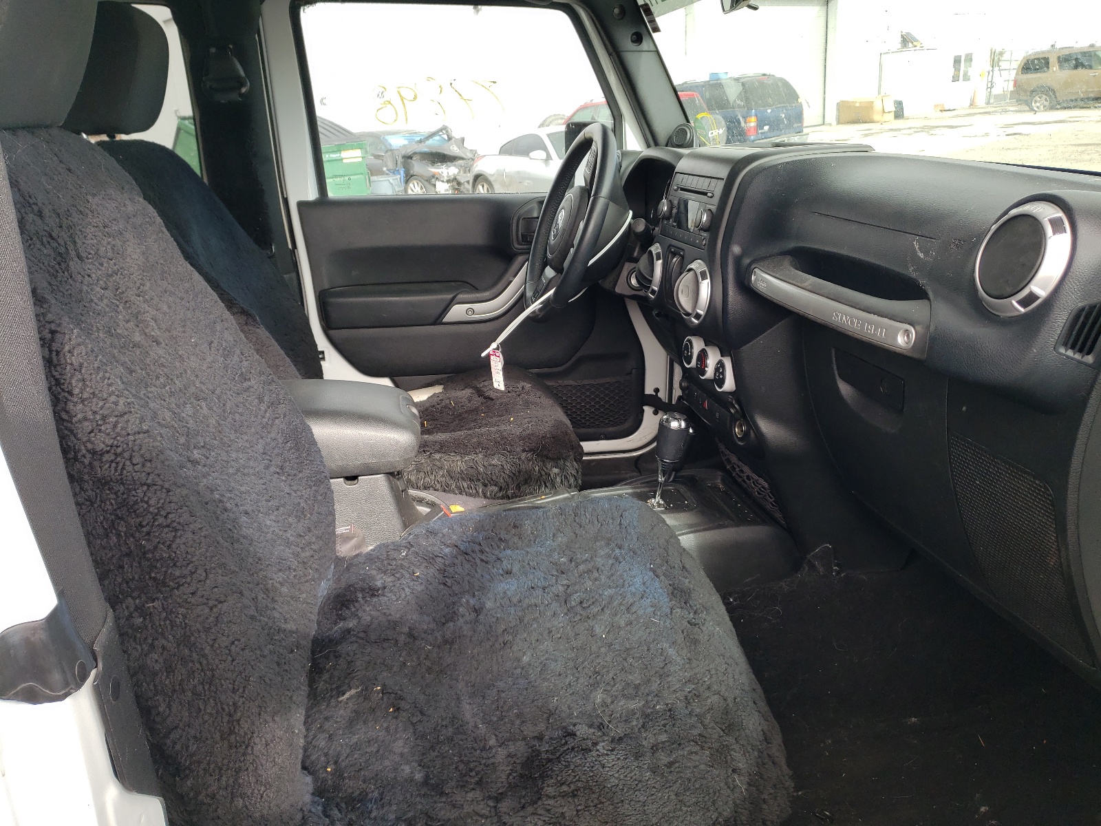 Photo 5 from auction – 2012 JEEP WRANGLER S with VIN 1C4AJWBGXCL284156