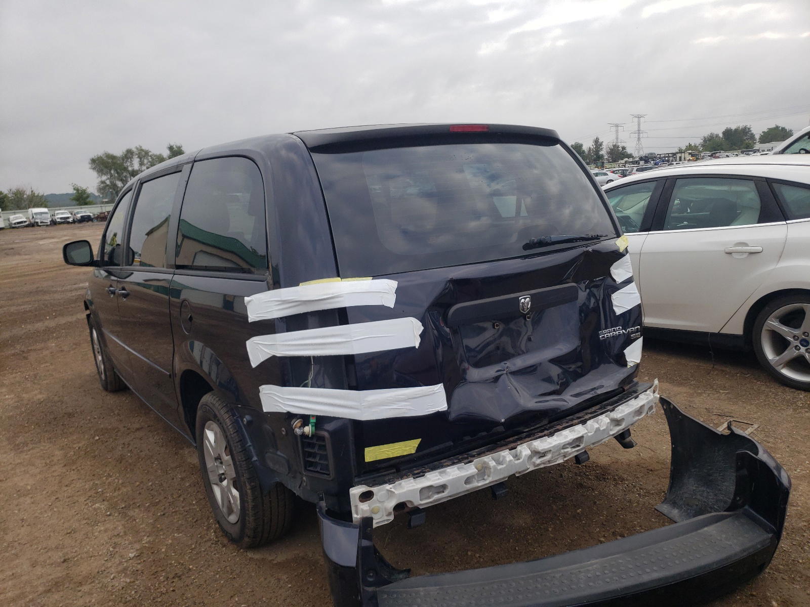 Photo 3 from auction – 2010 DODGE GRAND CARA with VIN 2D4RN4DE2AR489517