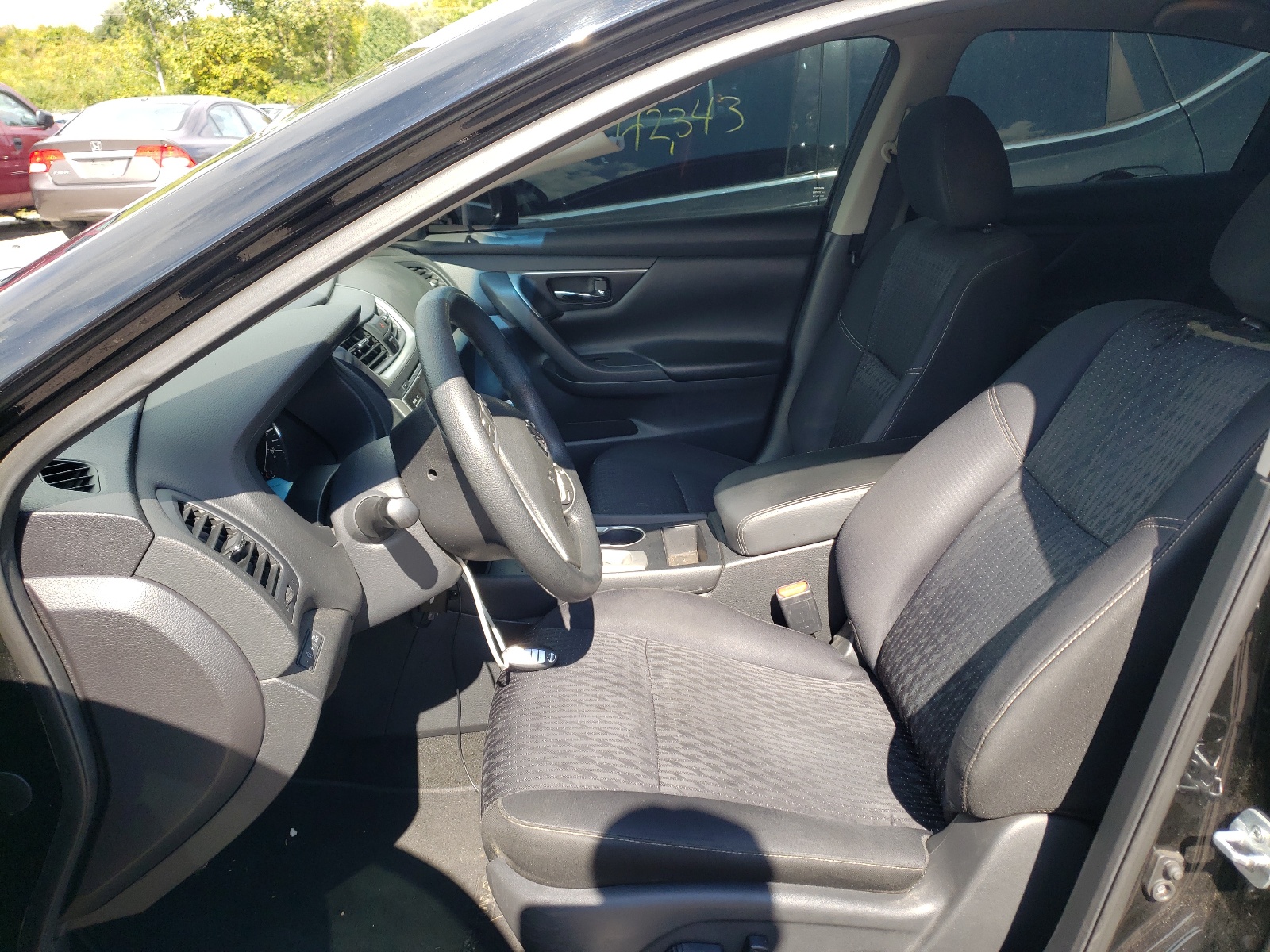 Photo 5 from auction – 2016 NISSAN ALTIMA 2.5 with VIN 1N4AL3AP8GC258063