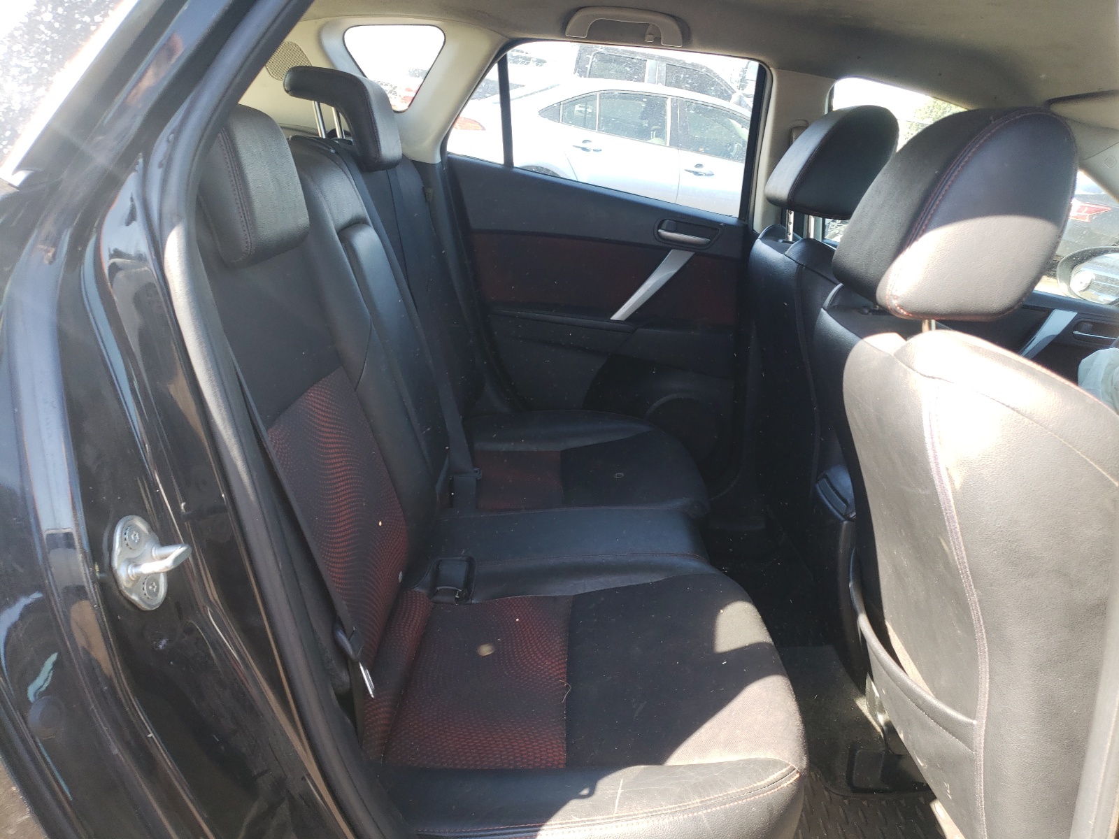 Photo 6 from auction – 2010 MAZDA SPEED 3 with VIN JM1BL1H42A1245374